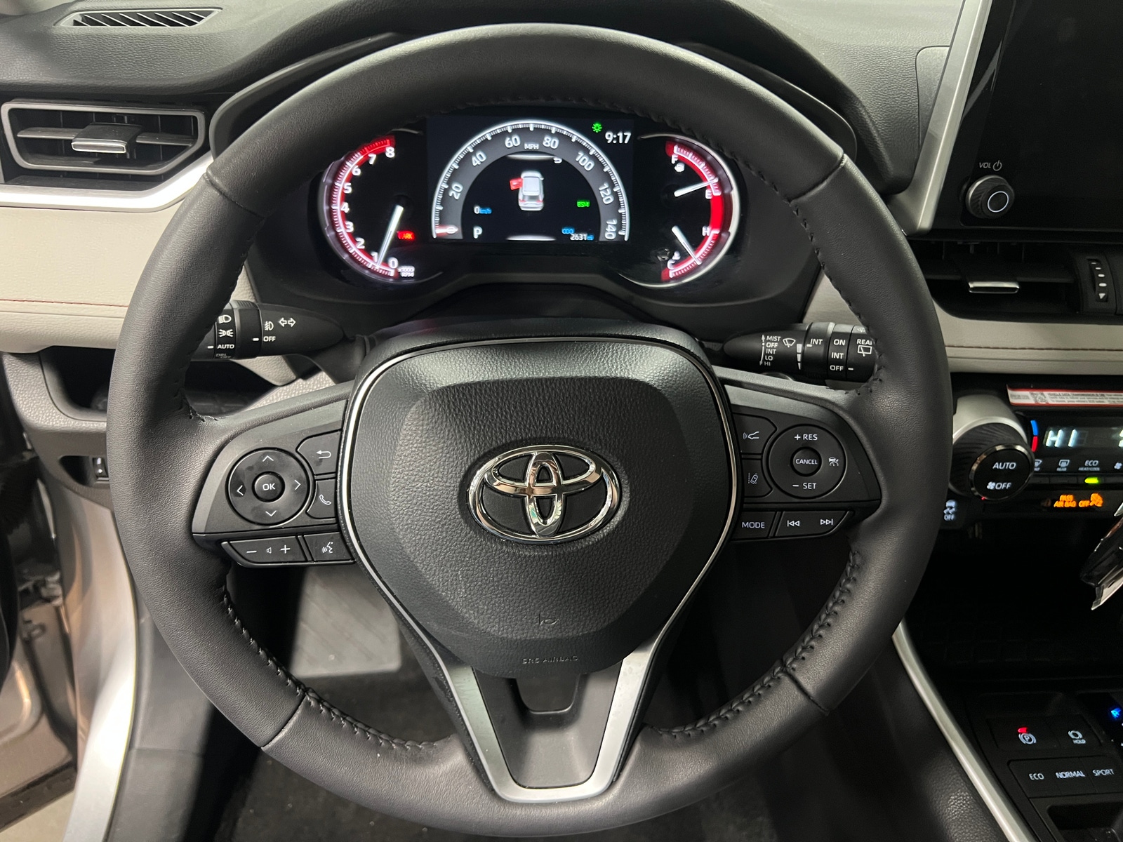 Thumbnail: 2025 Toyota RAV4 - 4