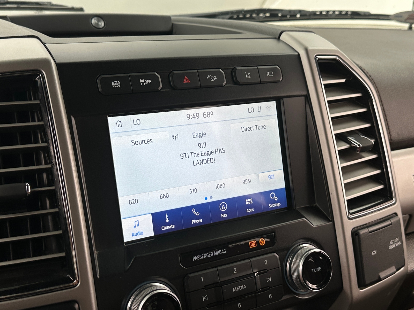 Thumbnail: 2020 Ford Econoline - 3