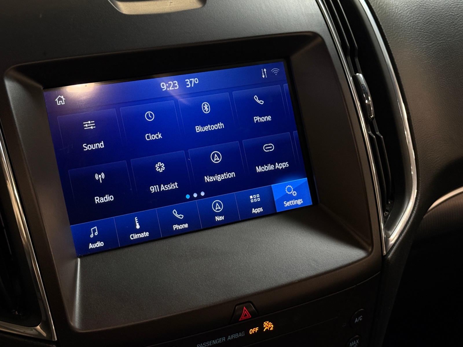 Thumbnail: 2020 Ford Edge - 3