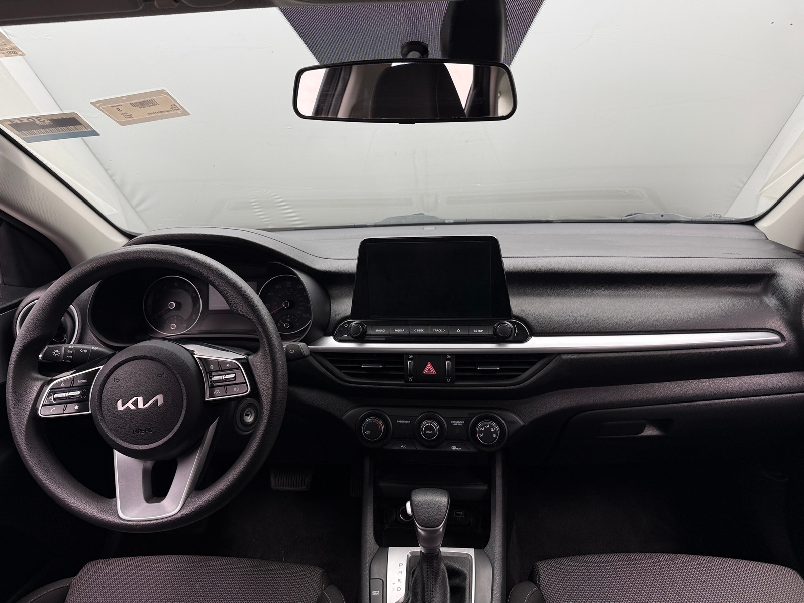 Thumbnail: 2024 Kia Forte - 3