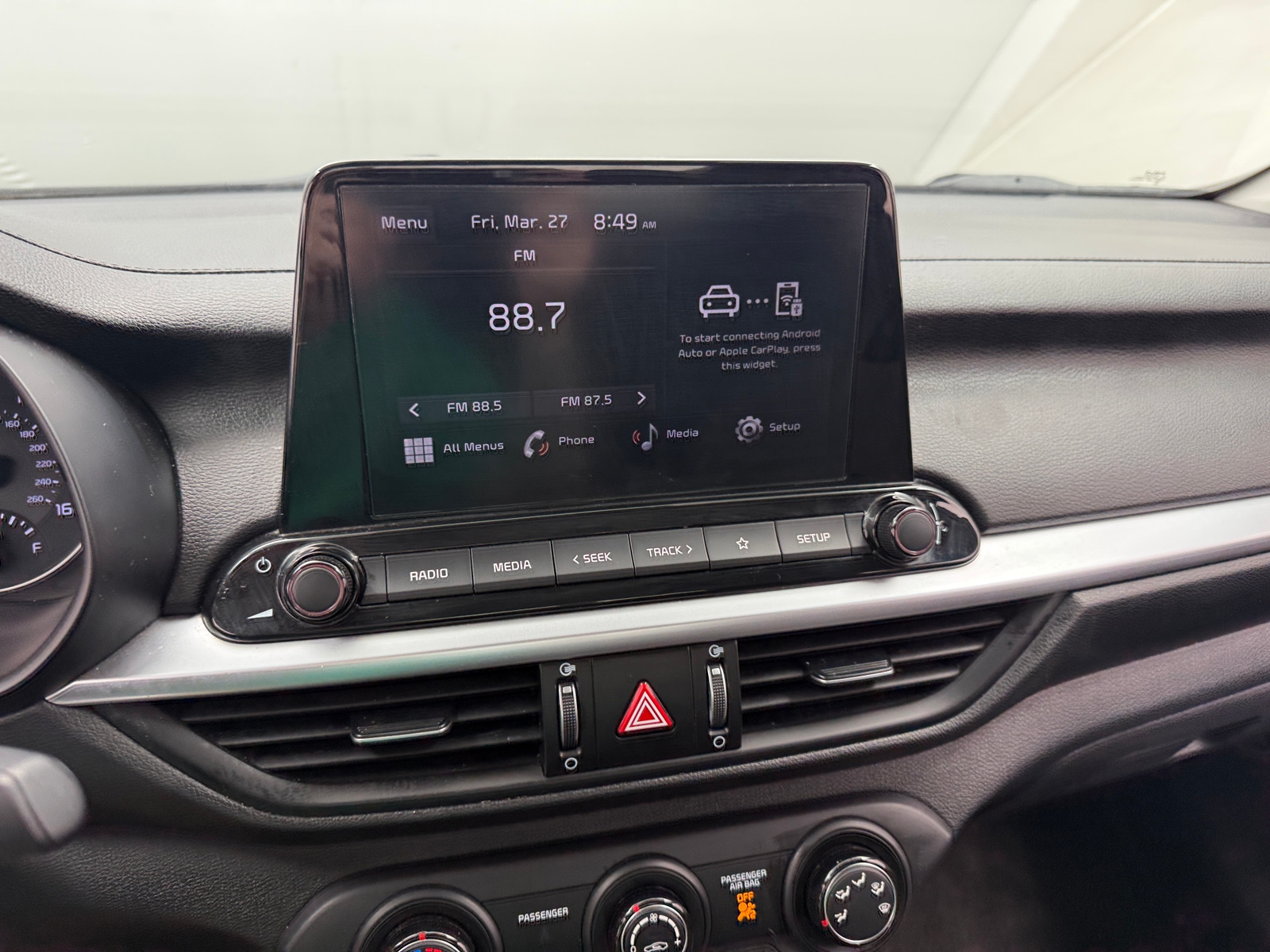 Thumbnail: 2024 Kia Forte - 4