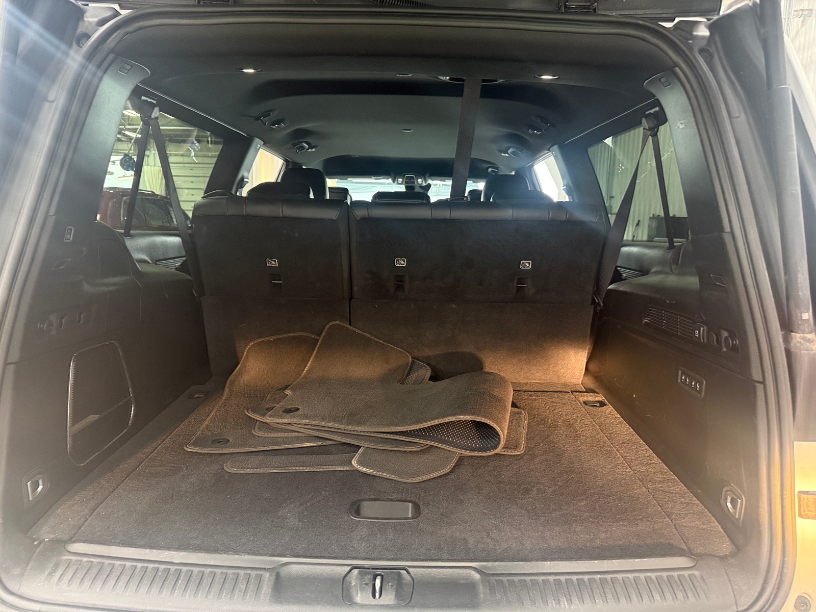 Thumbnail: 2025 Jeep Wagoneer - 6