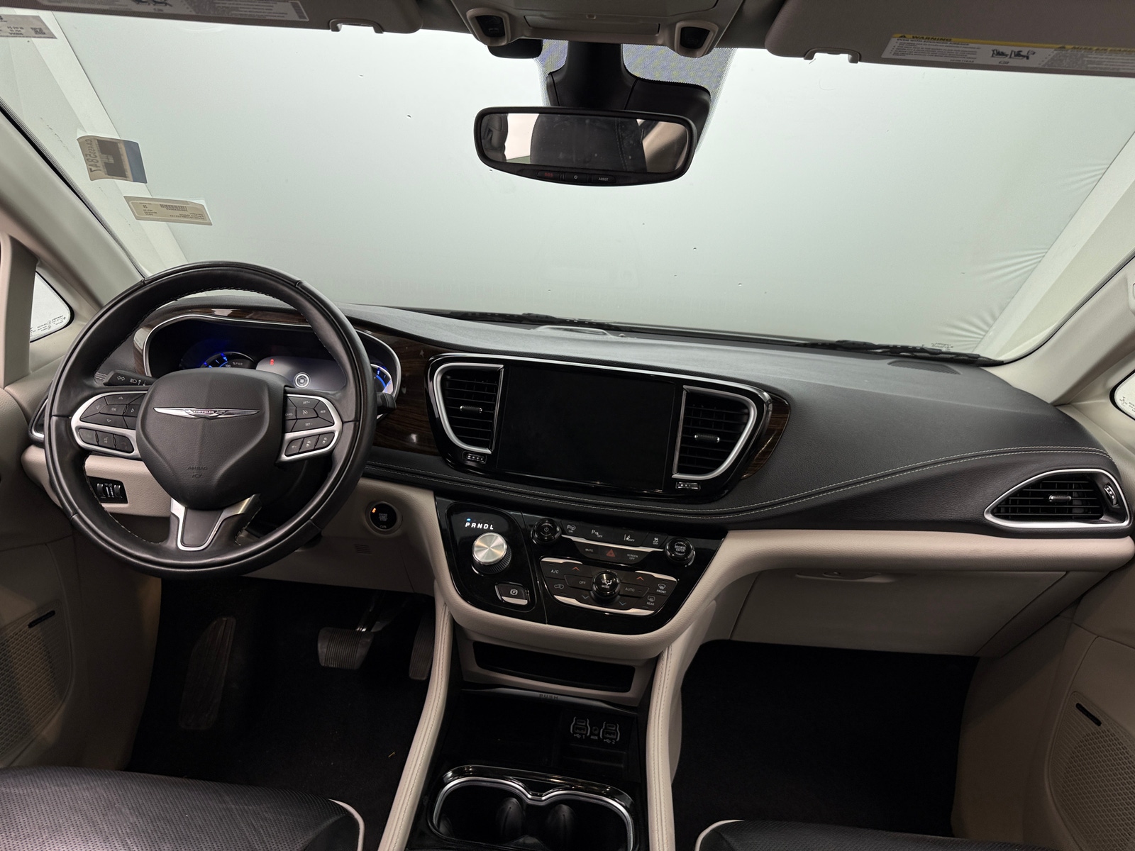 Thumbnail: 2022 Chrysler Pacifica - 2