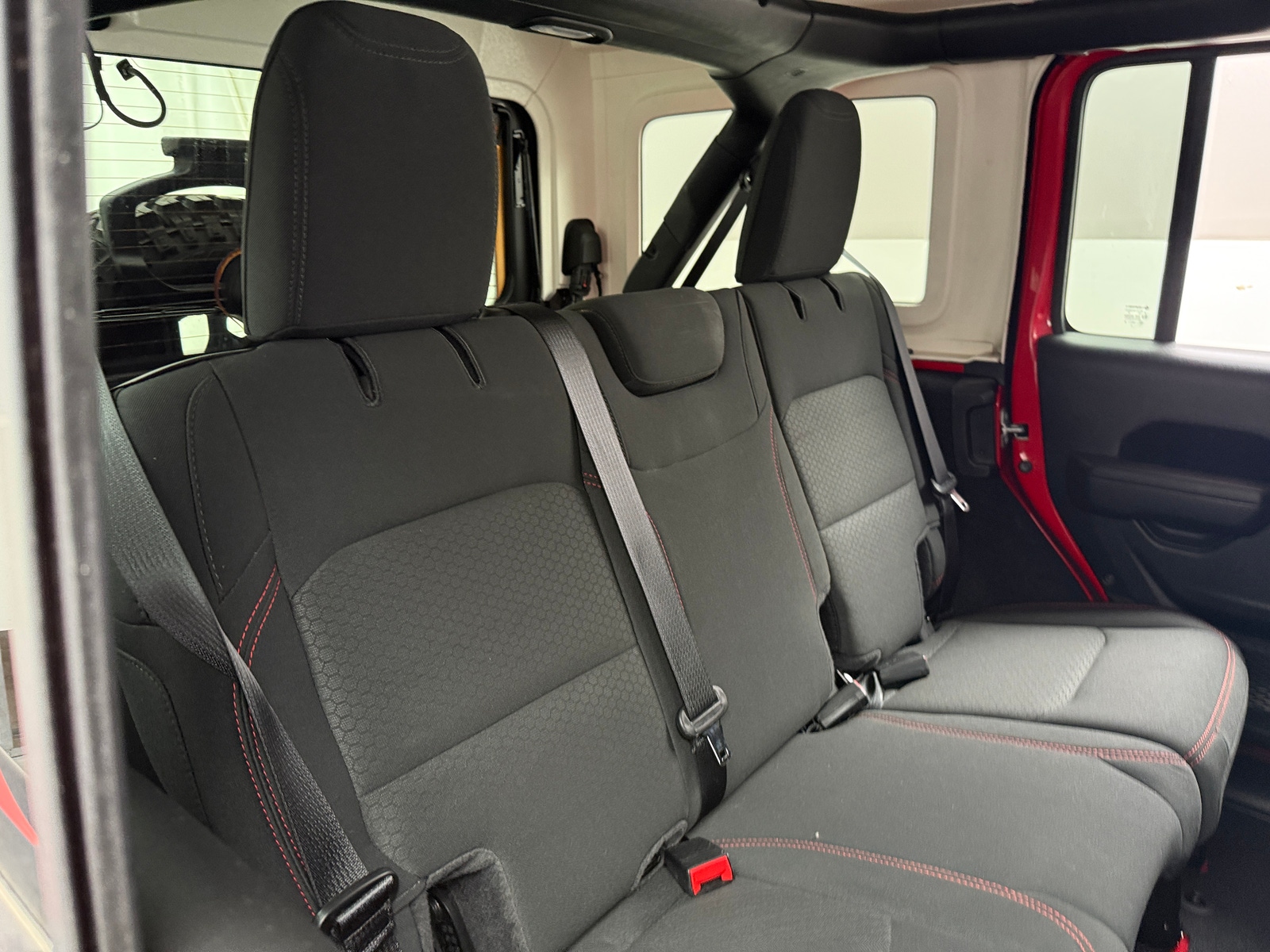 Thumbnail: 2022 Jeep Wrangler - 6