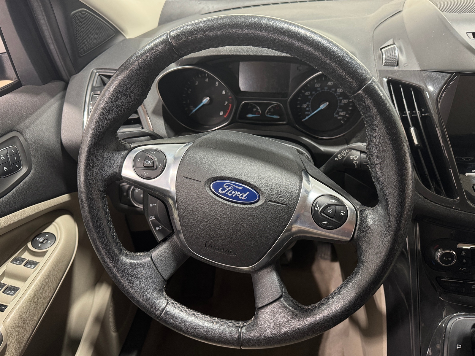 Thumbnail: 2015 Ford Escape - 4