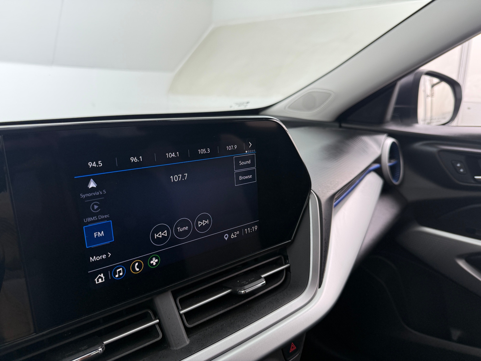 Thumbnail: 2025 Chevrolet Trax - 4