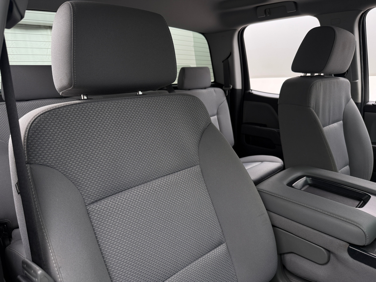 Thumbnail: 2018 Chevrolet Silverado 1500 - 2