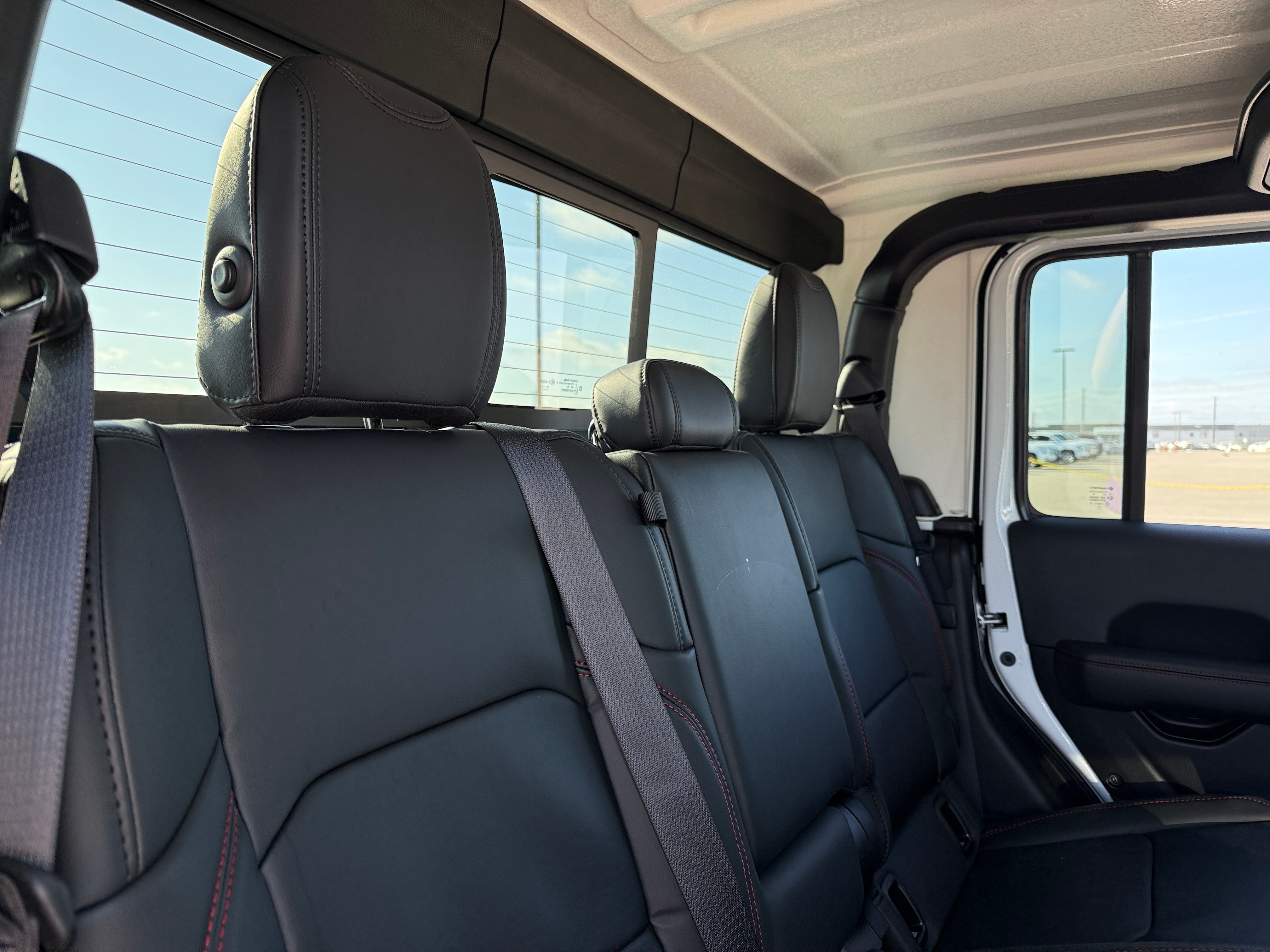 2026 Jeep Gladiator Rubicon - Photo 5