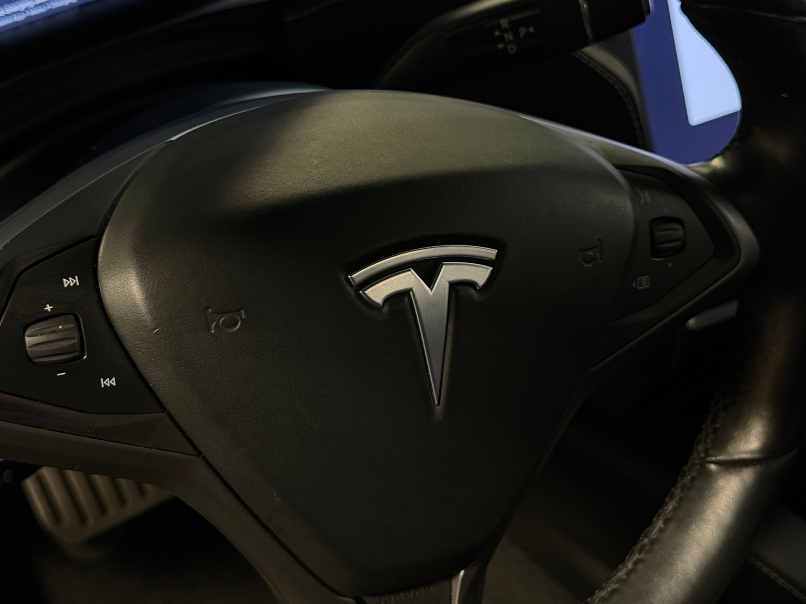 Thumbnail: 2021 Tesla Model X - 4