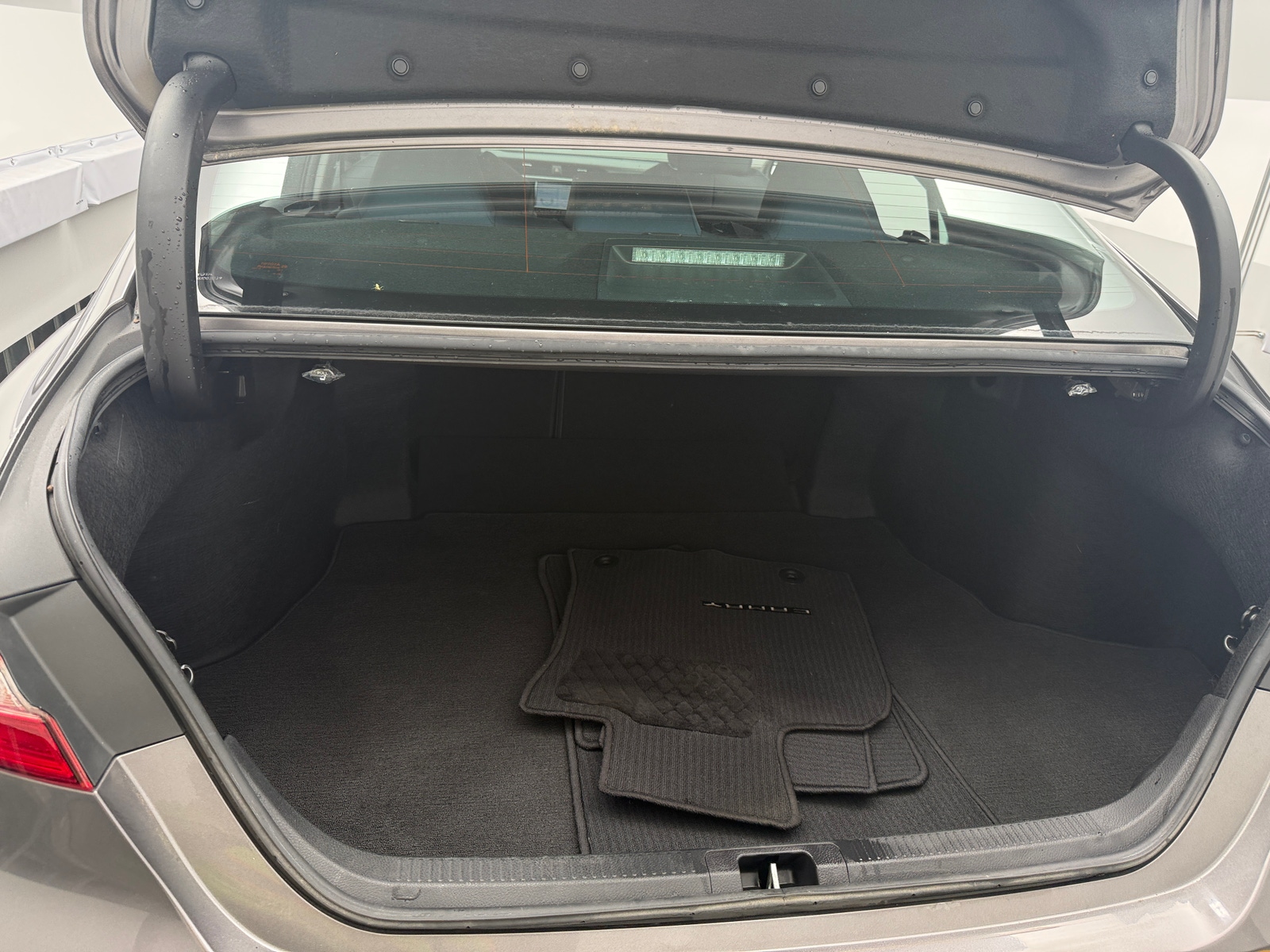 Thumbnail: 2019 Toyota Camry - 7