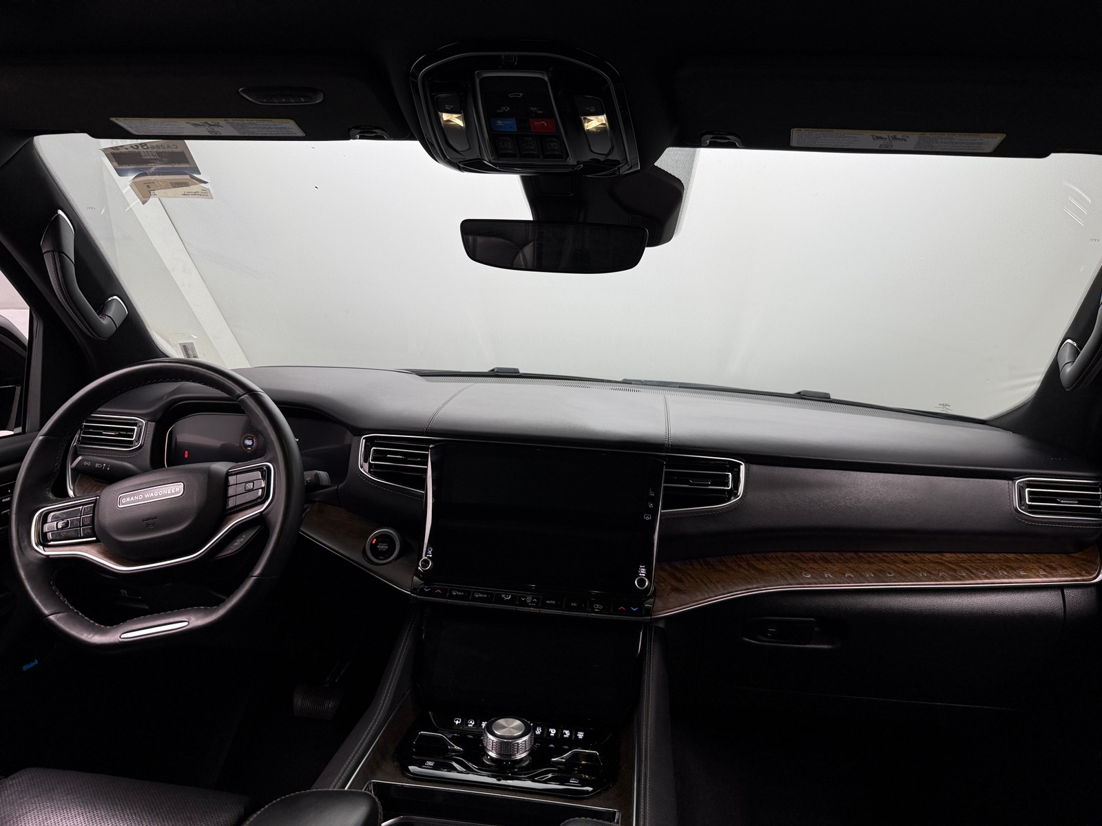 Thumbnail: 2024 Jeep Grand Wagoneer L - 2