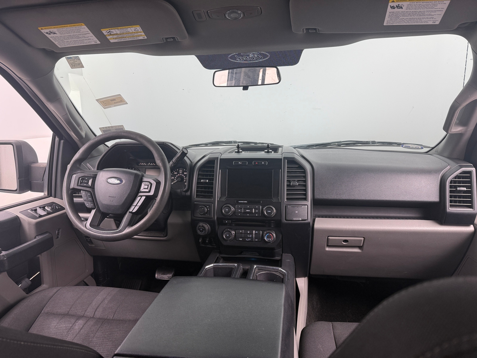 Thumbnail: 2018 Ford Econoline - 3