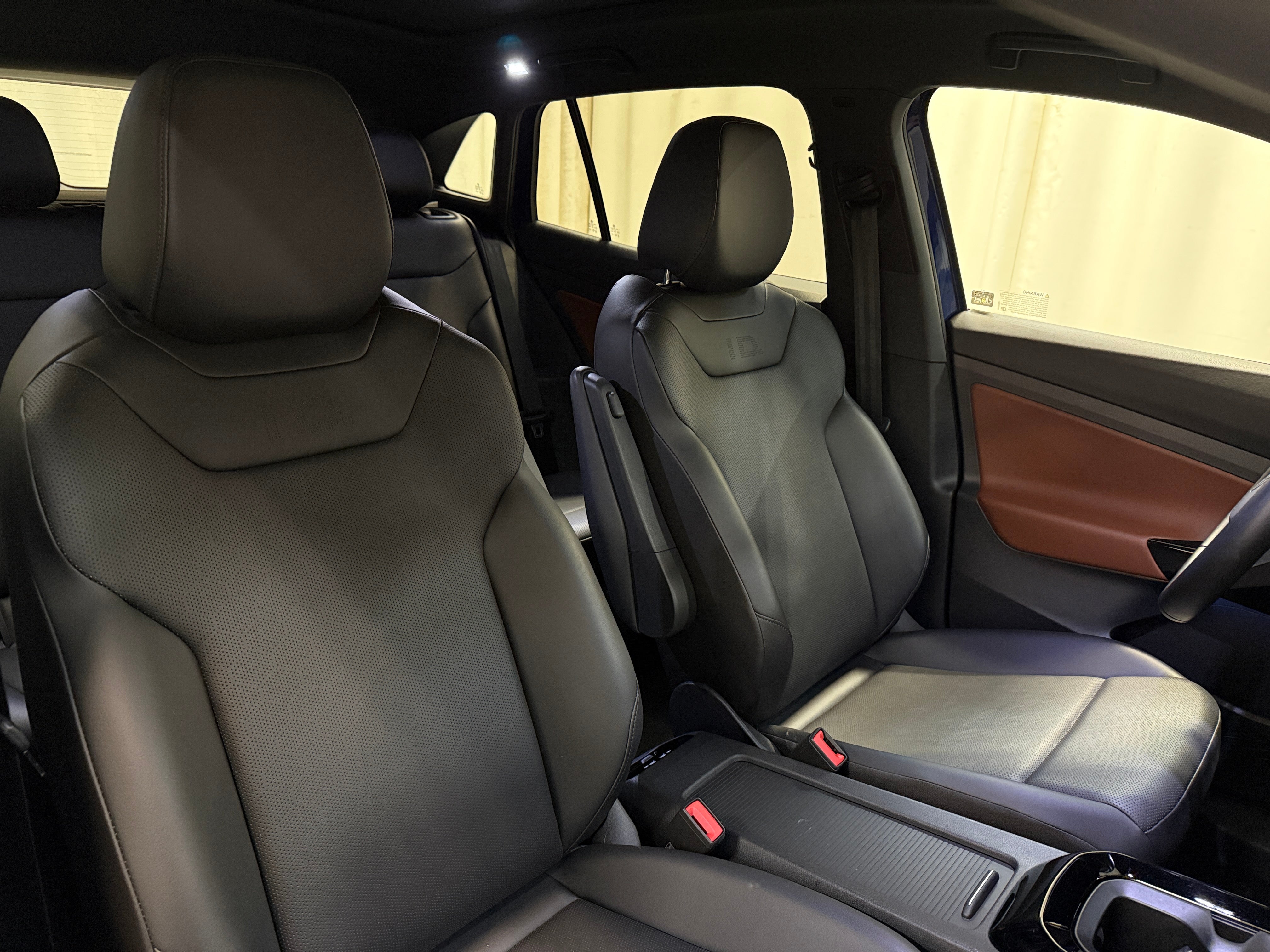 Used 2021 Volkswagen ID.4 PRO S with VIN WVGTMPE28MP043062 for sale in Auburn, WA