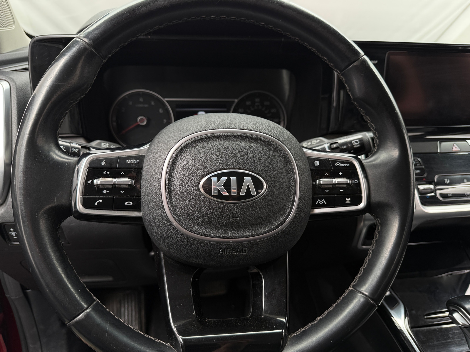 Thumbnail: 2021 Kia Sorento - 4