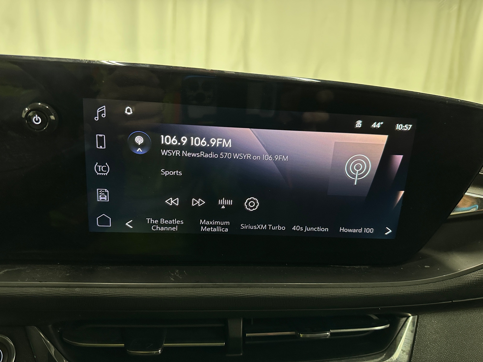 Thumbnail: 2025 Buick Envista - 4