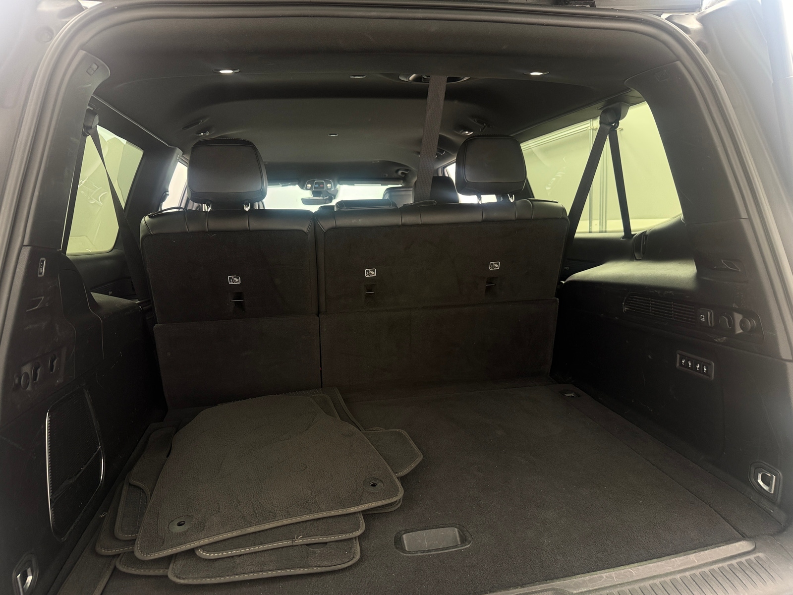 Thumbnail: 2024 Jeep Wagoneer - 6