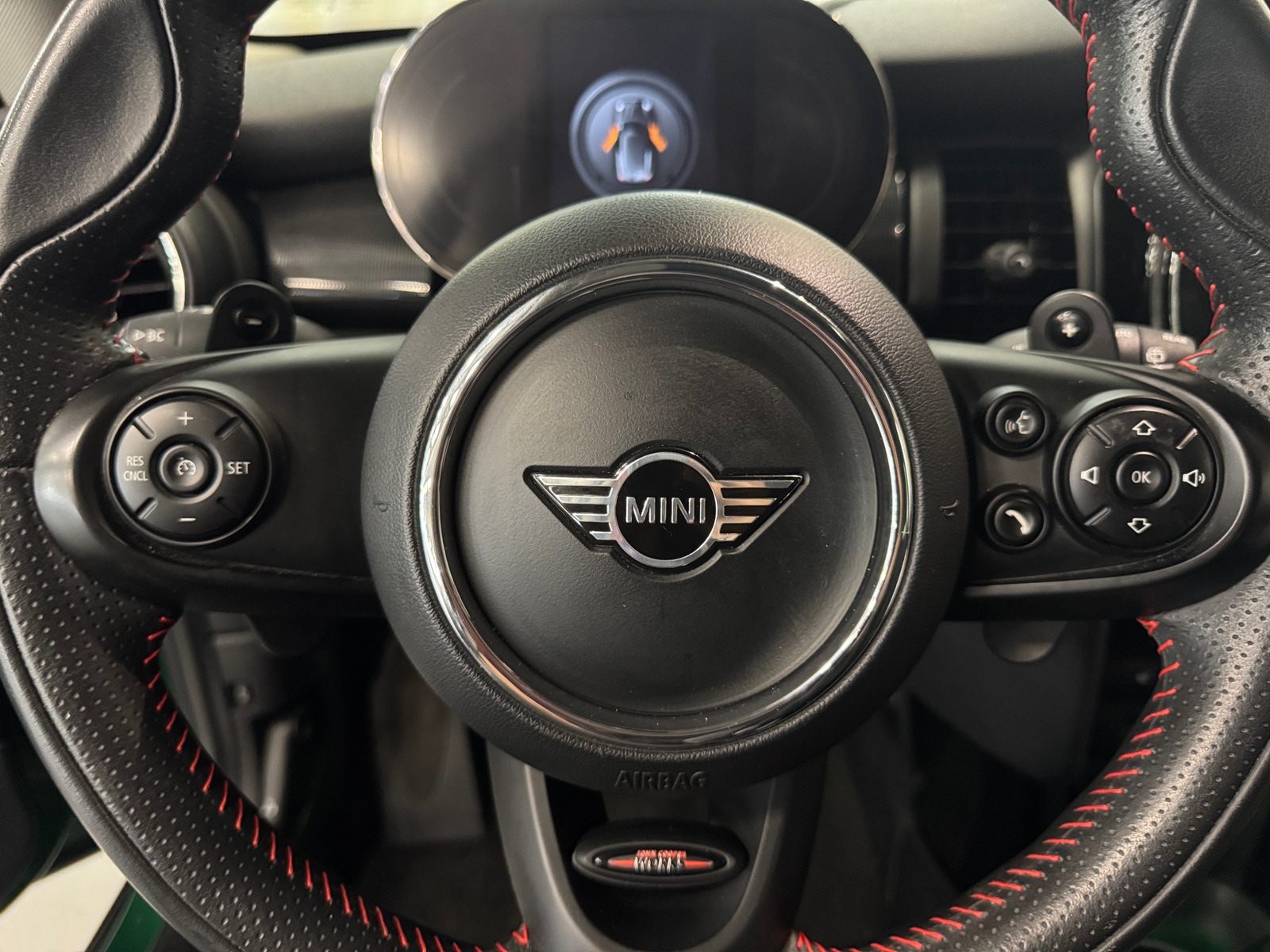 Thumbnail: 2021 MINI Cooper Hardtop - 4