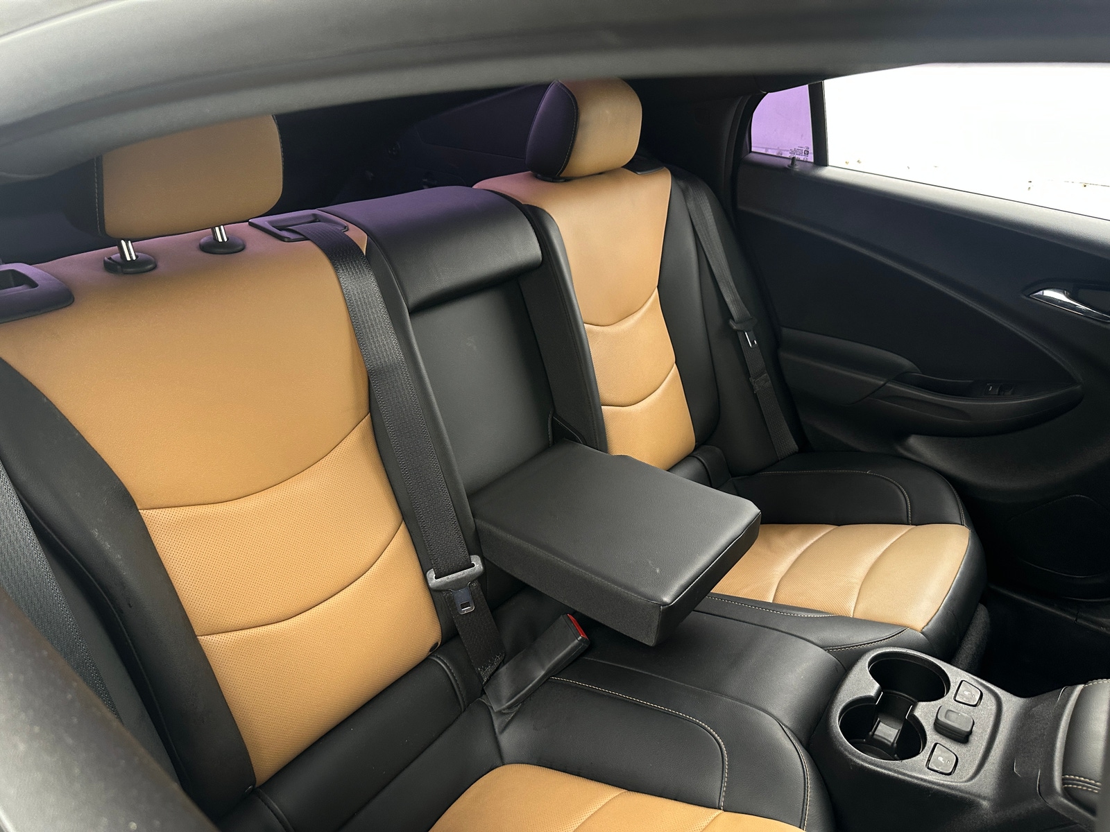 Thumbnail: 2018 Chevrolet Volt - 5