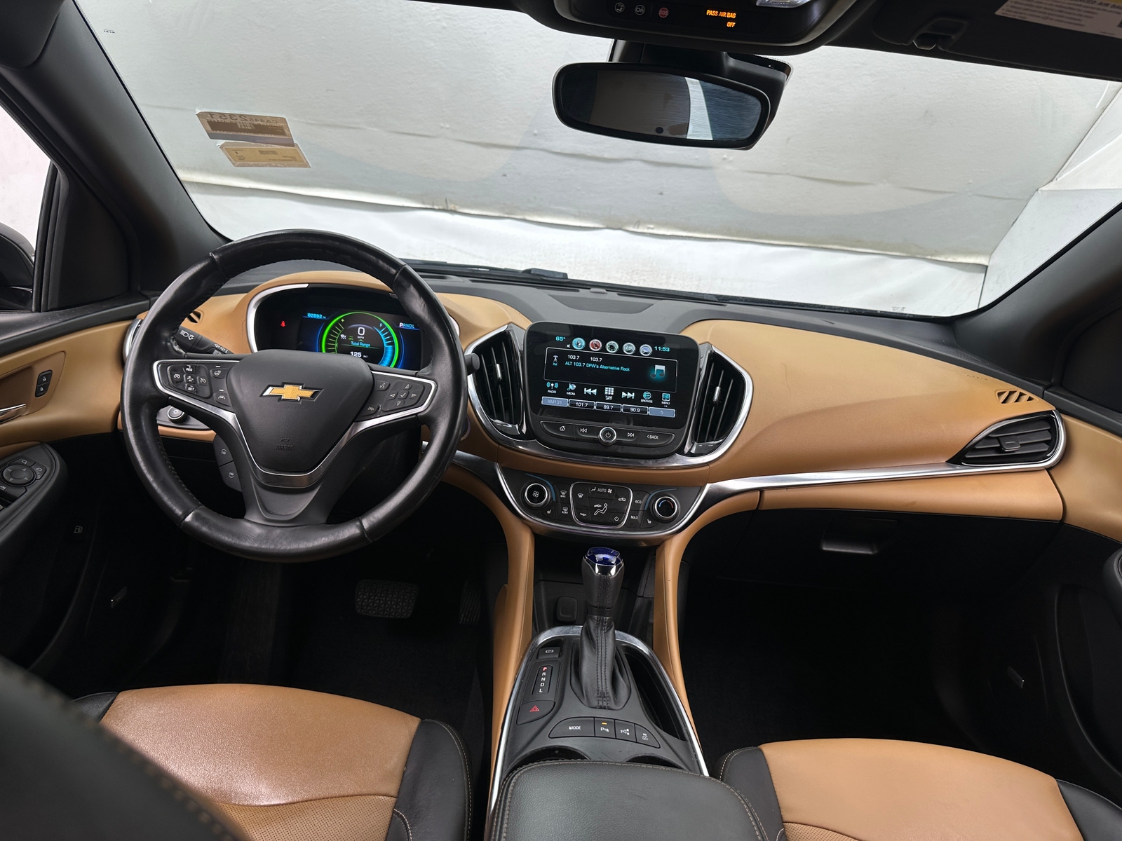 Thumbnail: 2018 Chevrolet Volt - 2