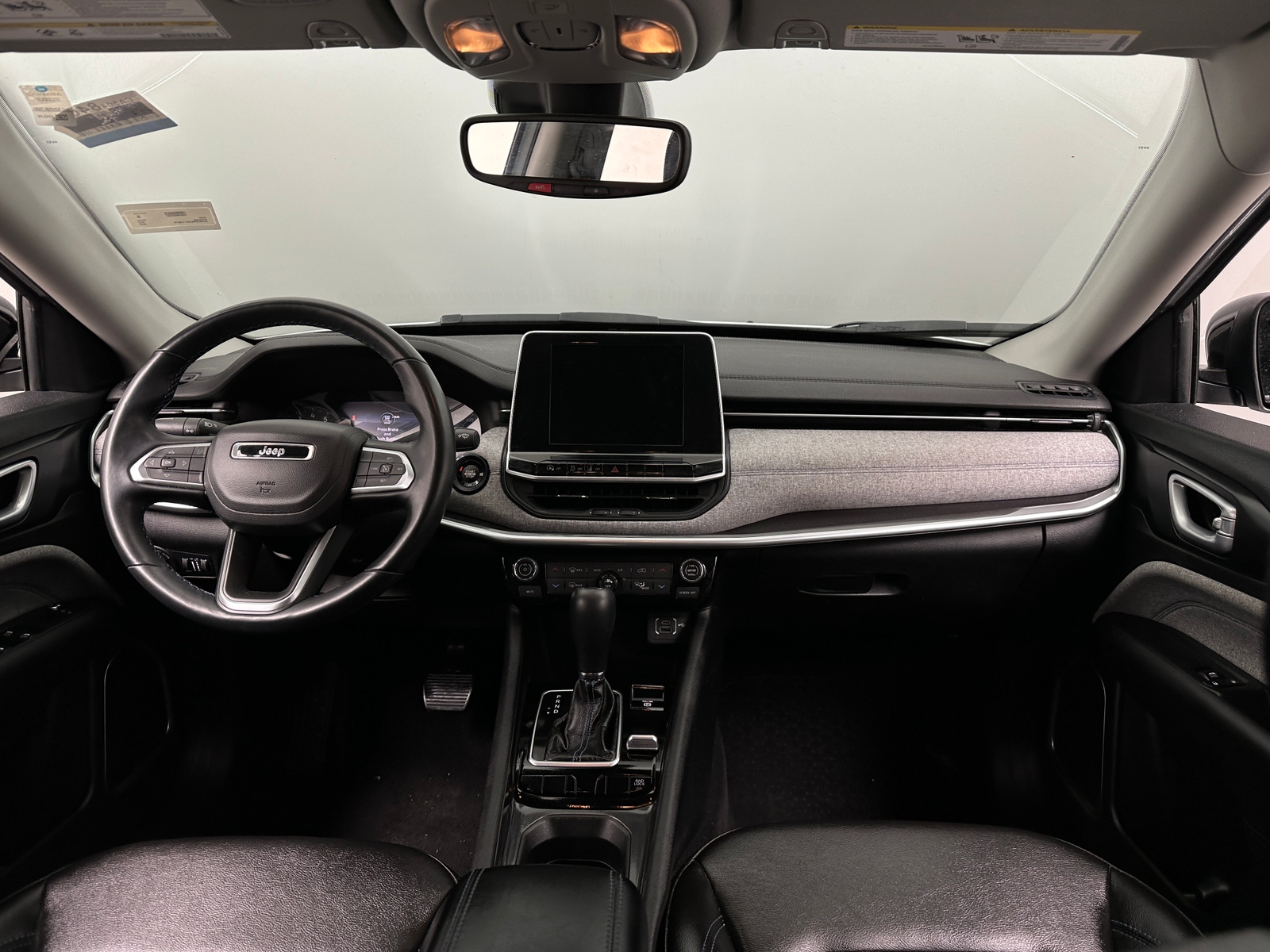 Thumbnail: 2022 Jeep Compass - 3