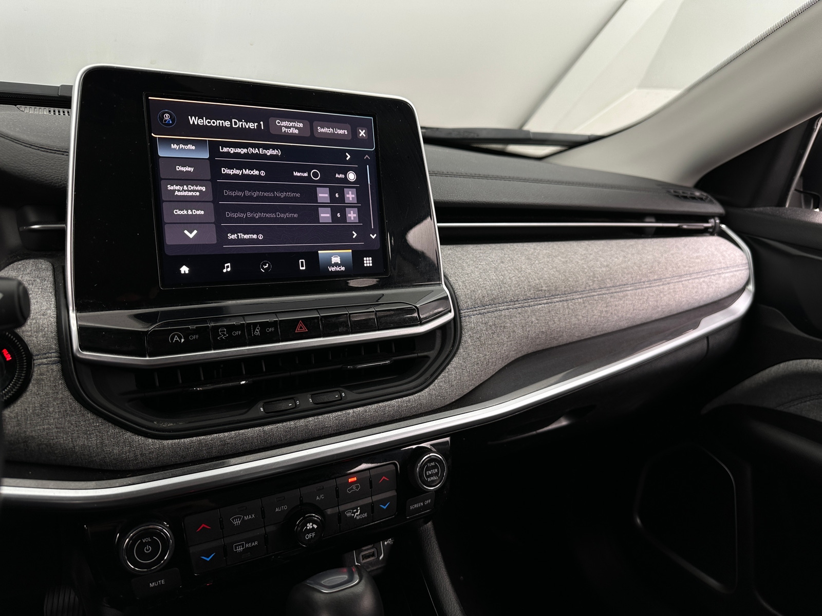 Thumbnail: 2022 Jeep Compass - 4