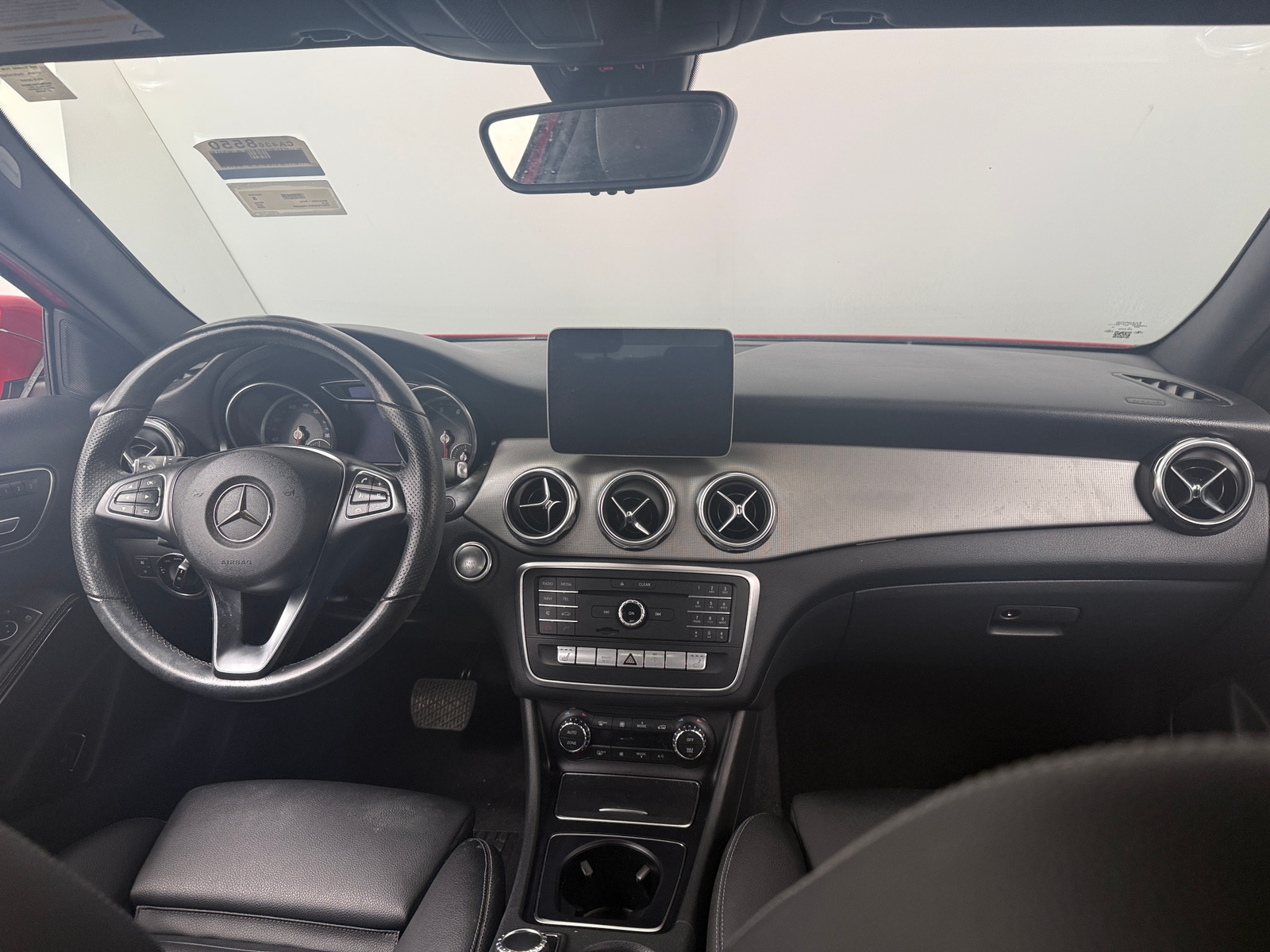 Thumbnail: 2020 Mercedes-Benz GLA - 2