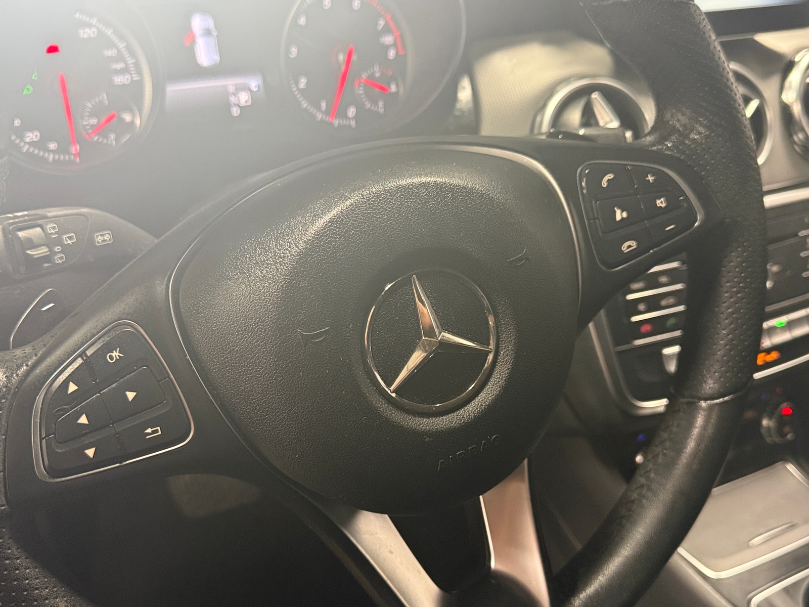 Thumbnail: 2020 Mercedes-Benz GLA - 4