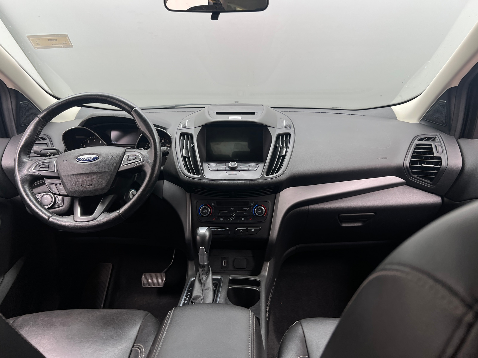 Thumbnail: 2017 Ford Escape - 3