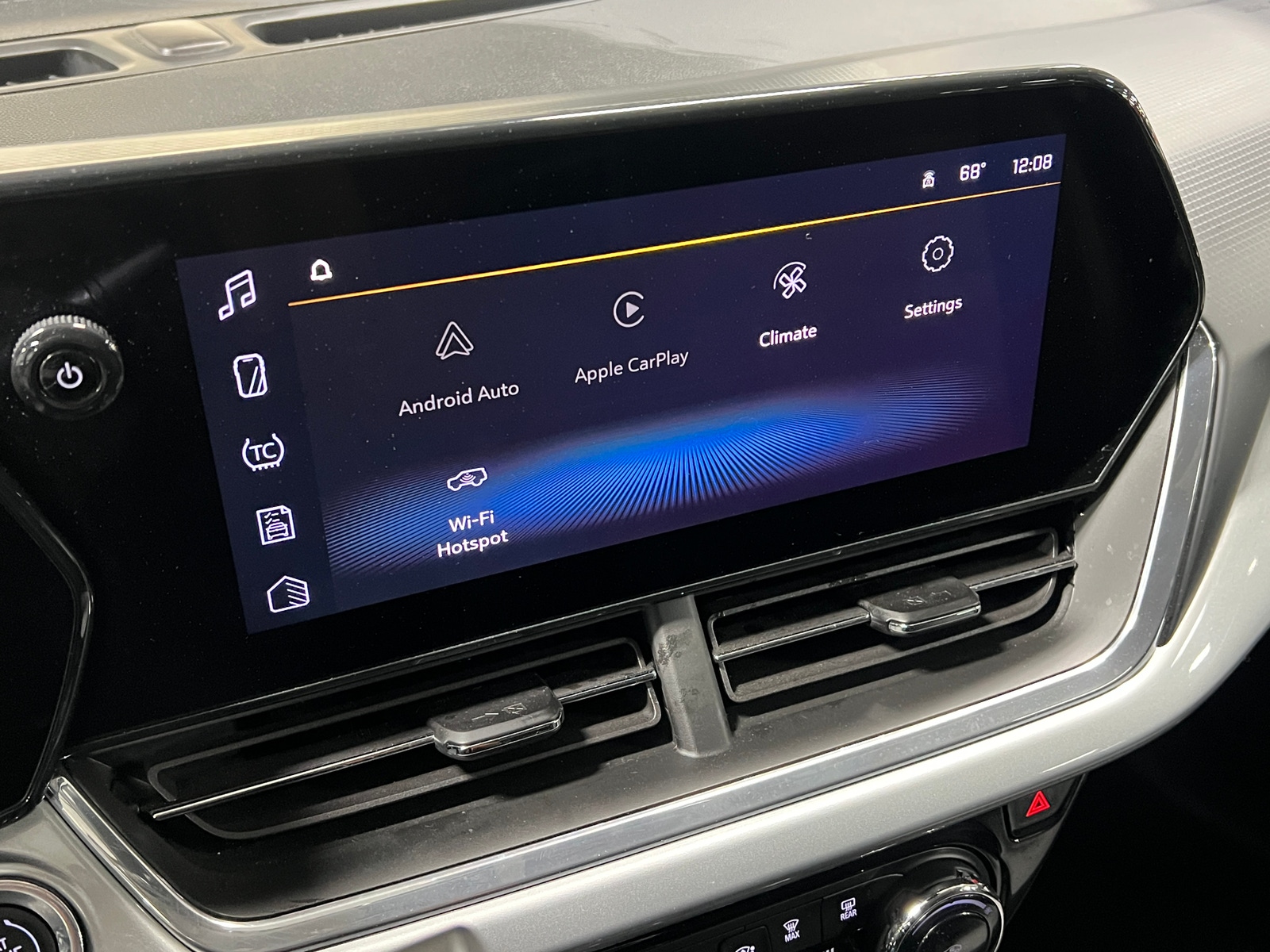 Thumbnail: 2025 Chevrolet Trax - 4