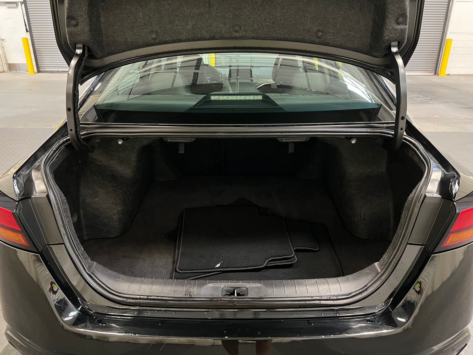 Thumbnail: 2025 Nissan Altima - 7