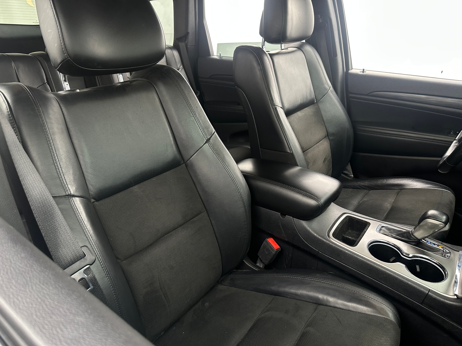 Thumbnail: 2020 Jeep Grand Cherokee - 2