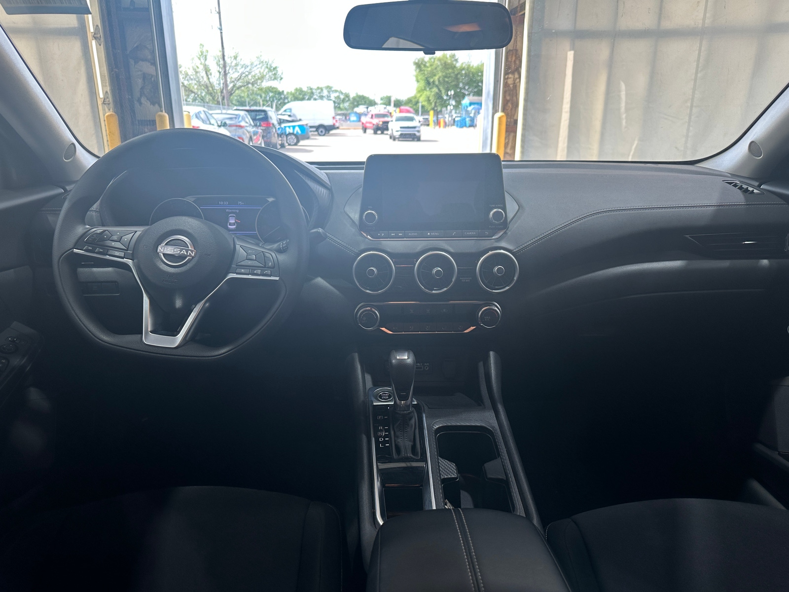 Thumbnail: 2023 Nissan Sentra - 3