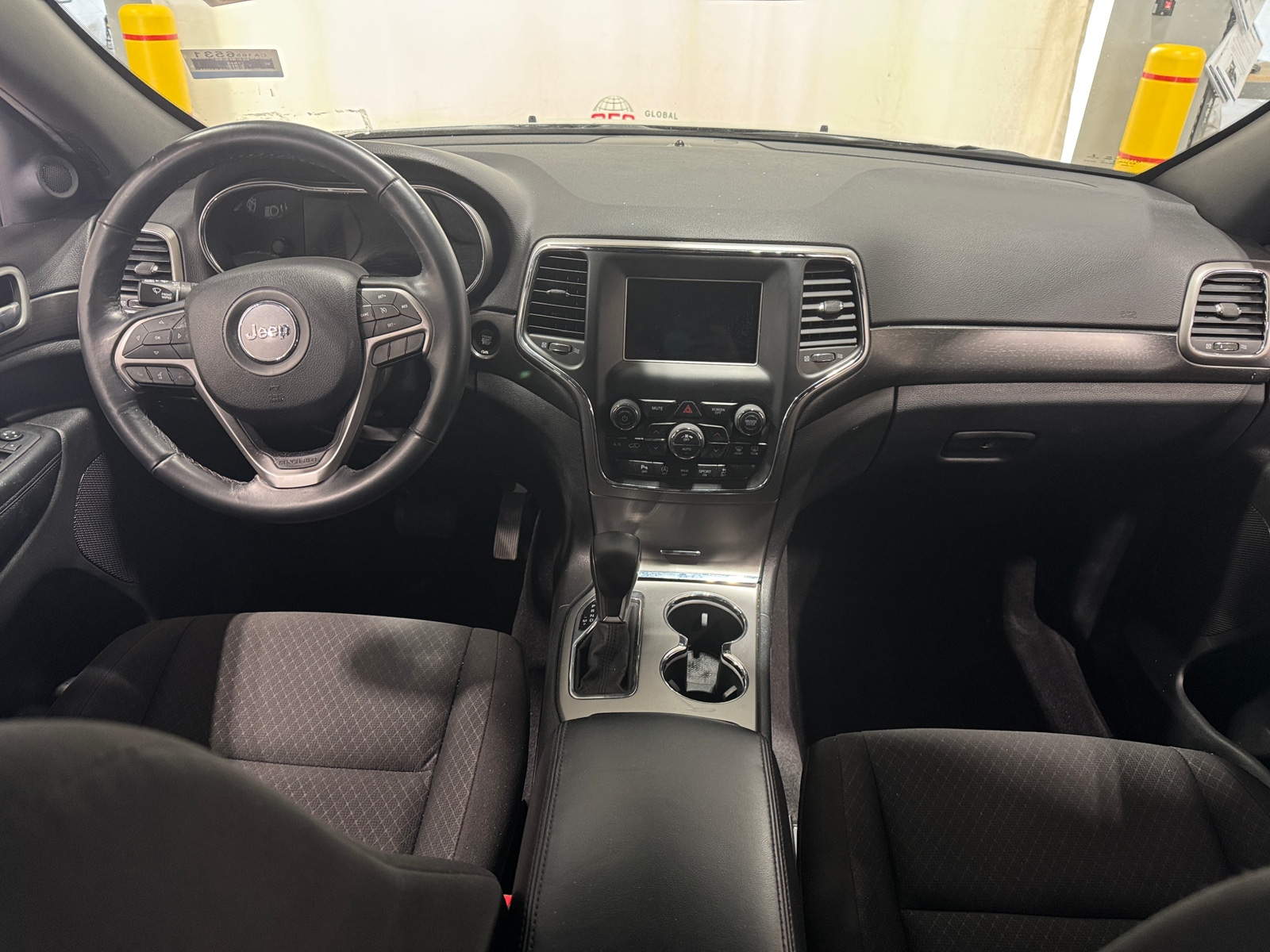 Thumbnail: 2018 Jeep Grand Cherokee - 3