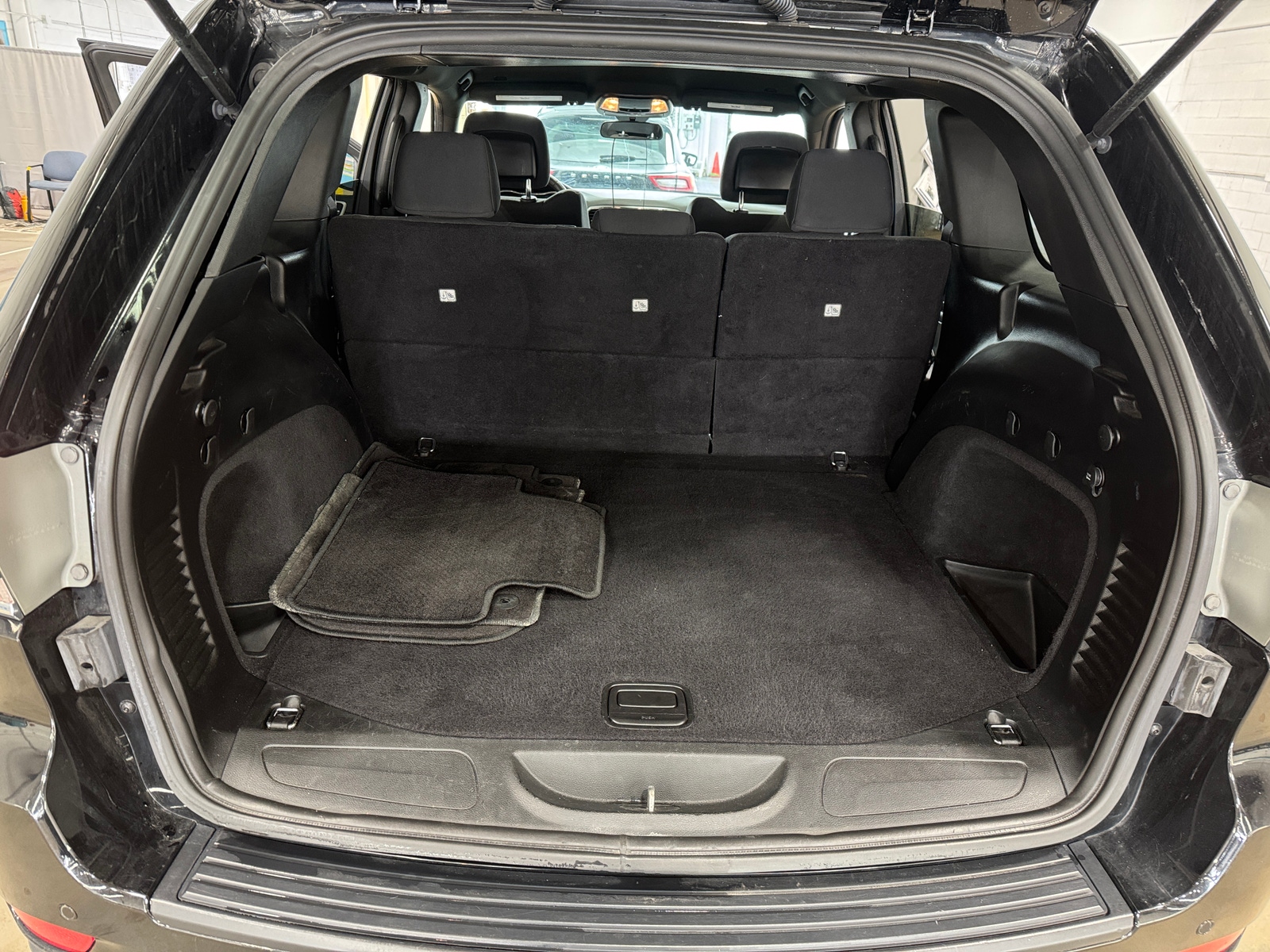 Thumbnail: 2018 Jeep Grand Cherokee - 7