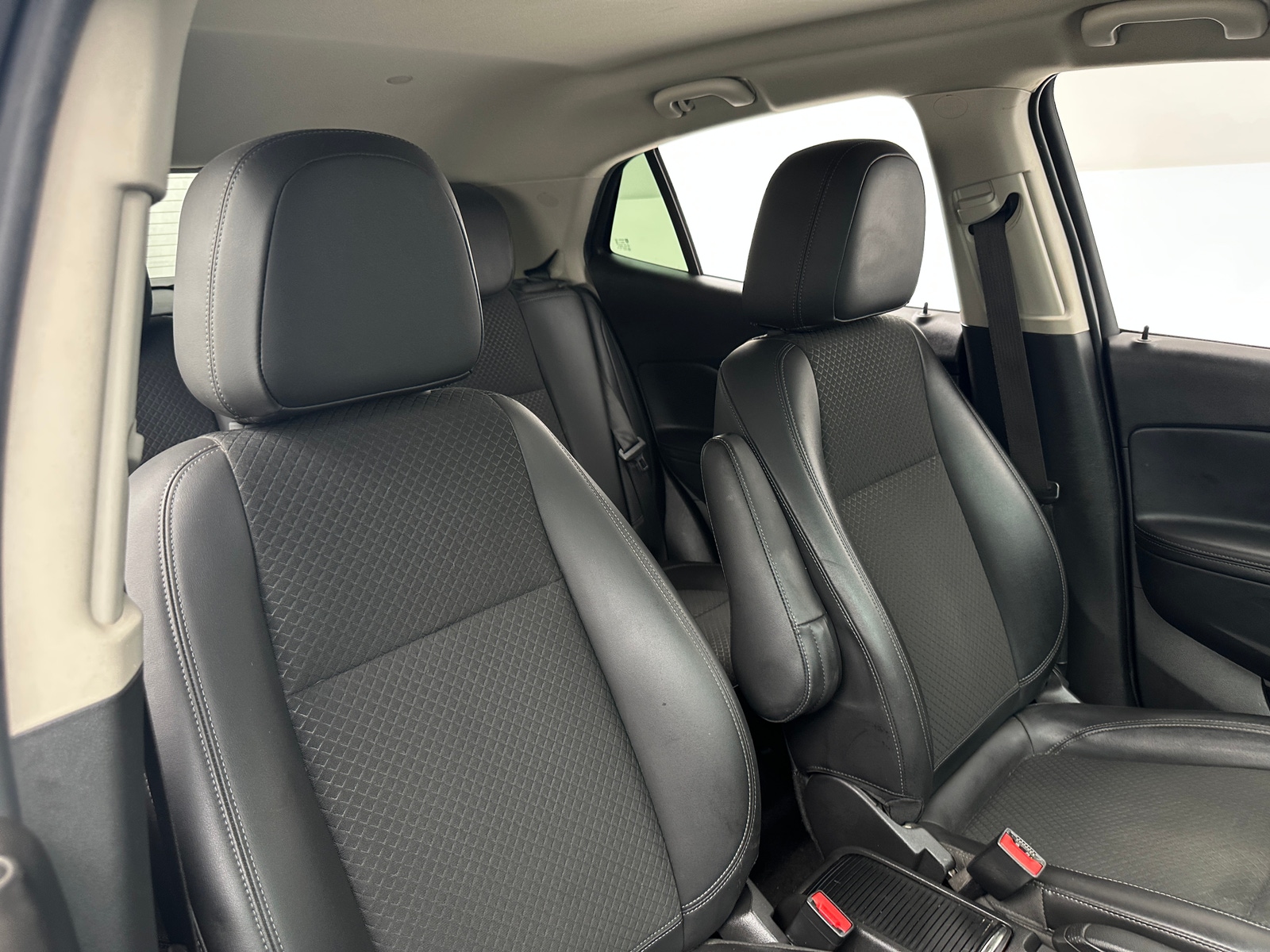 Thumbnail: 2022 Buick Encore - 2