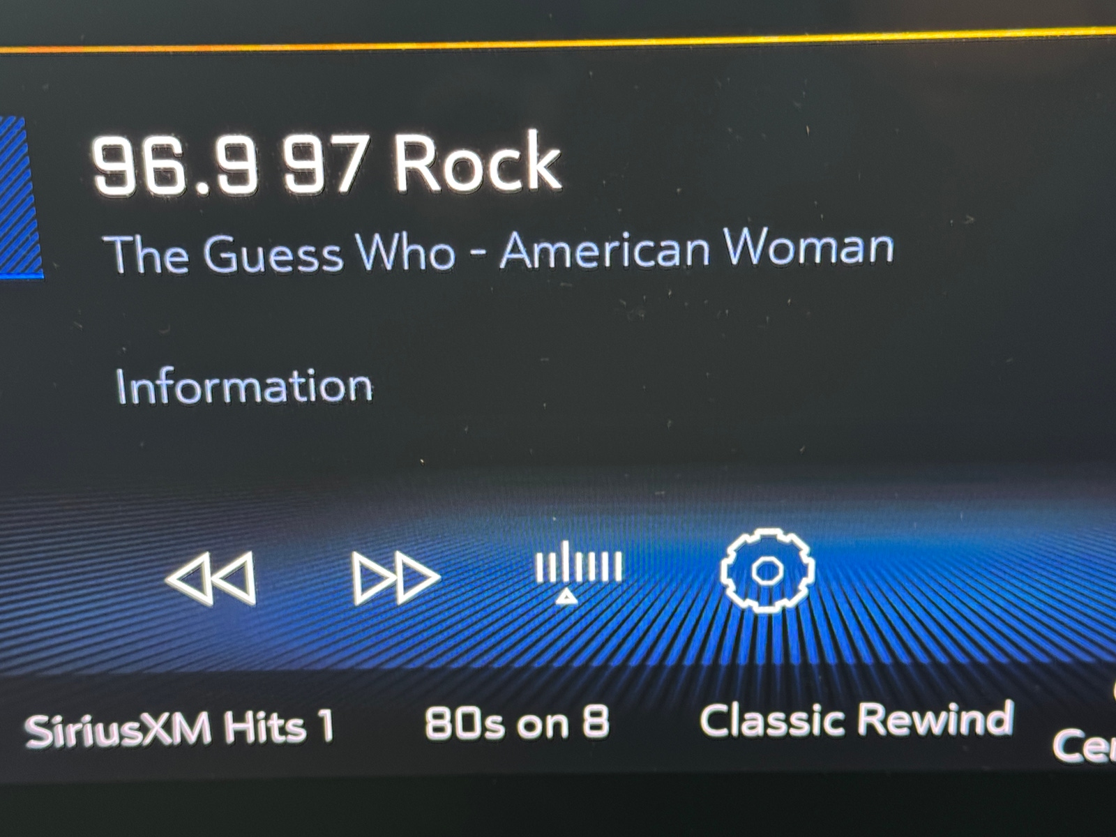 Thumbnail: 2025 Chevrolet Trax - 4