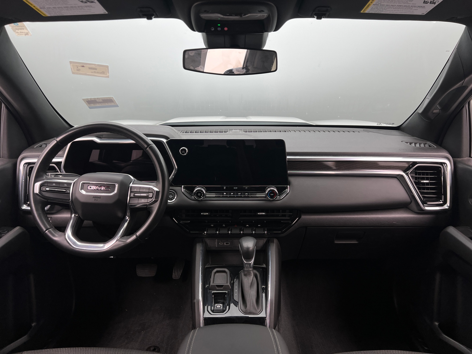 Thumbnail: 2023 GMC Canyon - 3