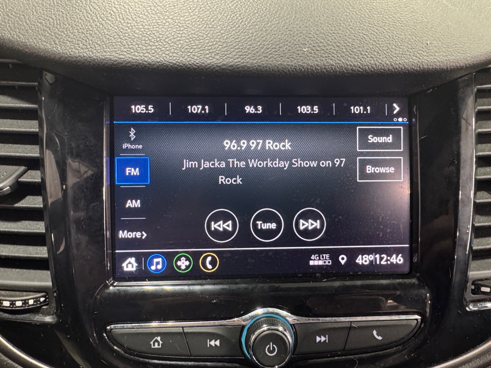 Thumbnail: 2020 Chevrolet Trax - 4