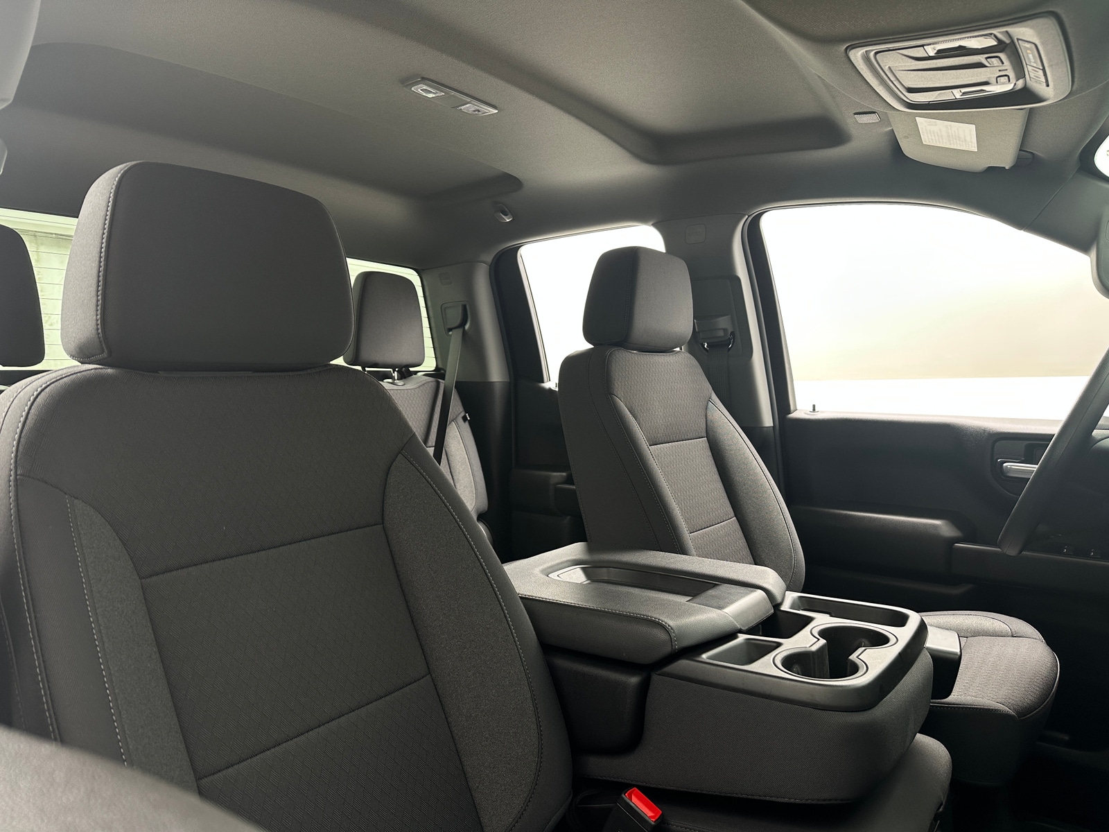 Thumbnail: 2025 Chevrolet Silverado 1500 - 2