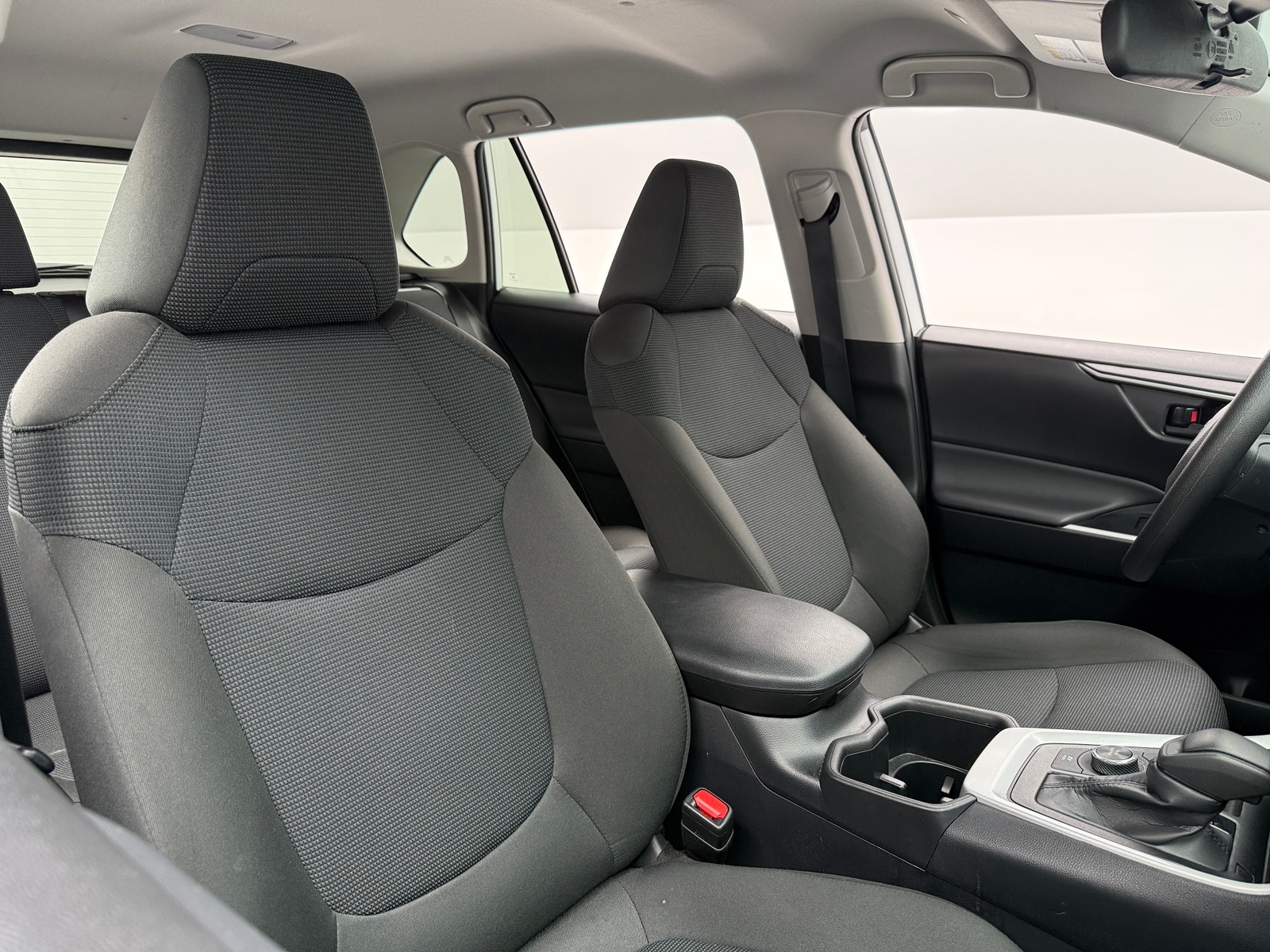 Thumbnail: 2025 Toyota RAV4 - 2