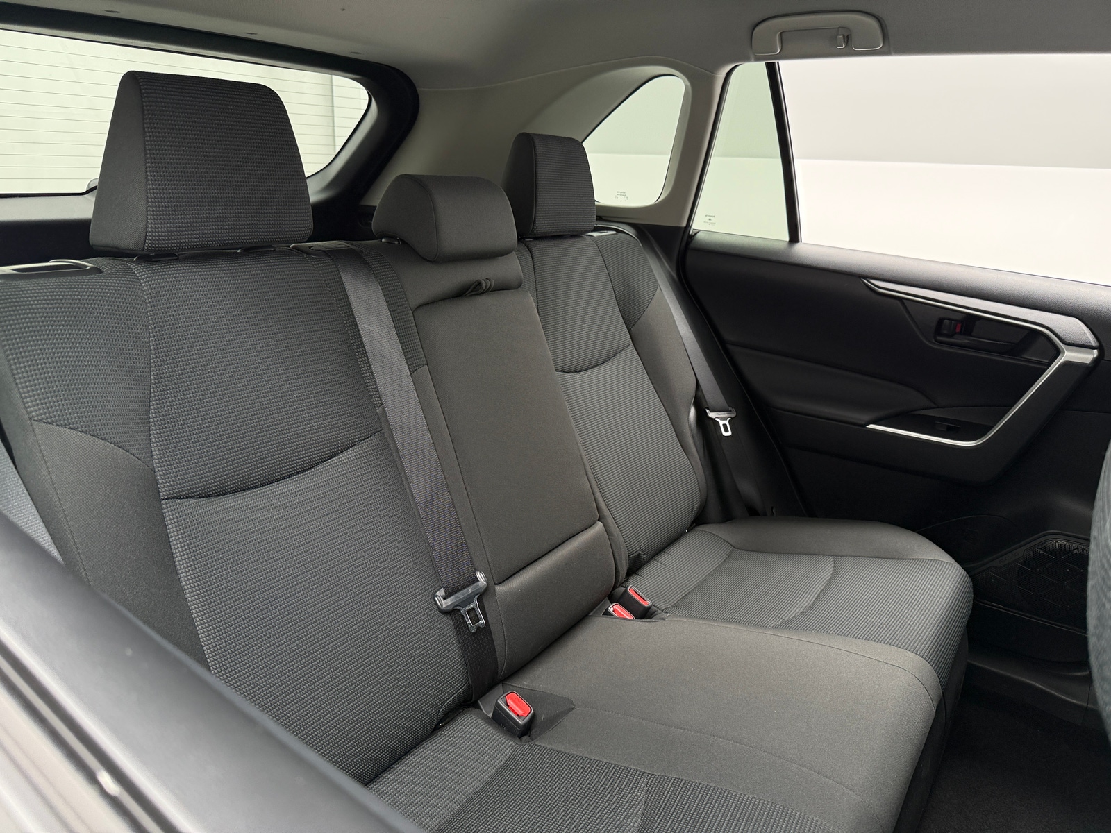 Thumbnail: 2025 Toyota RAV4 - 6