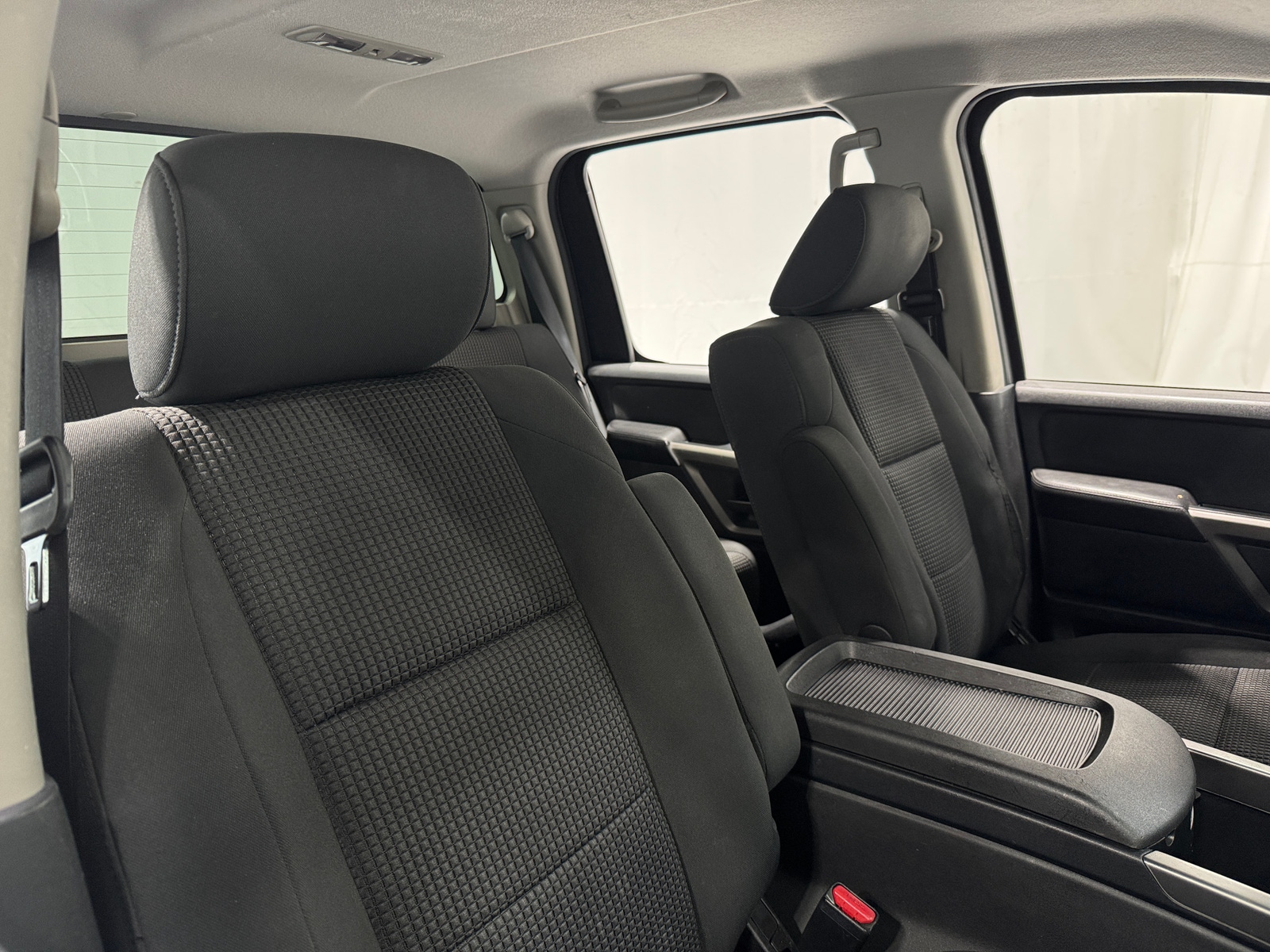 Thumbnail: 2015 Nissan Titan - 2