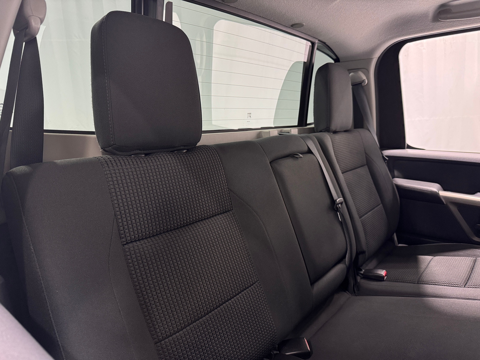 Thumbnail: 2015 Nissan Titan - 6