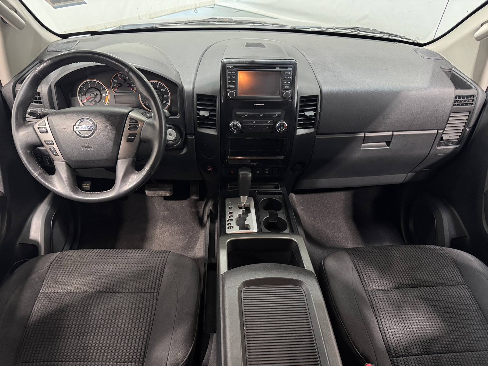 Thumbnail: 2015 Nissan Titan - 3