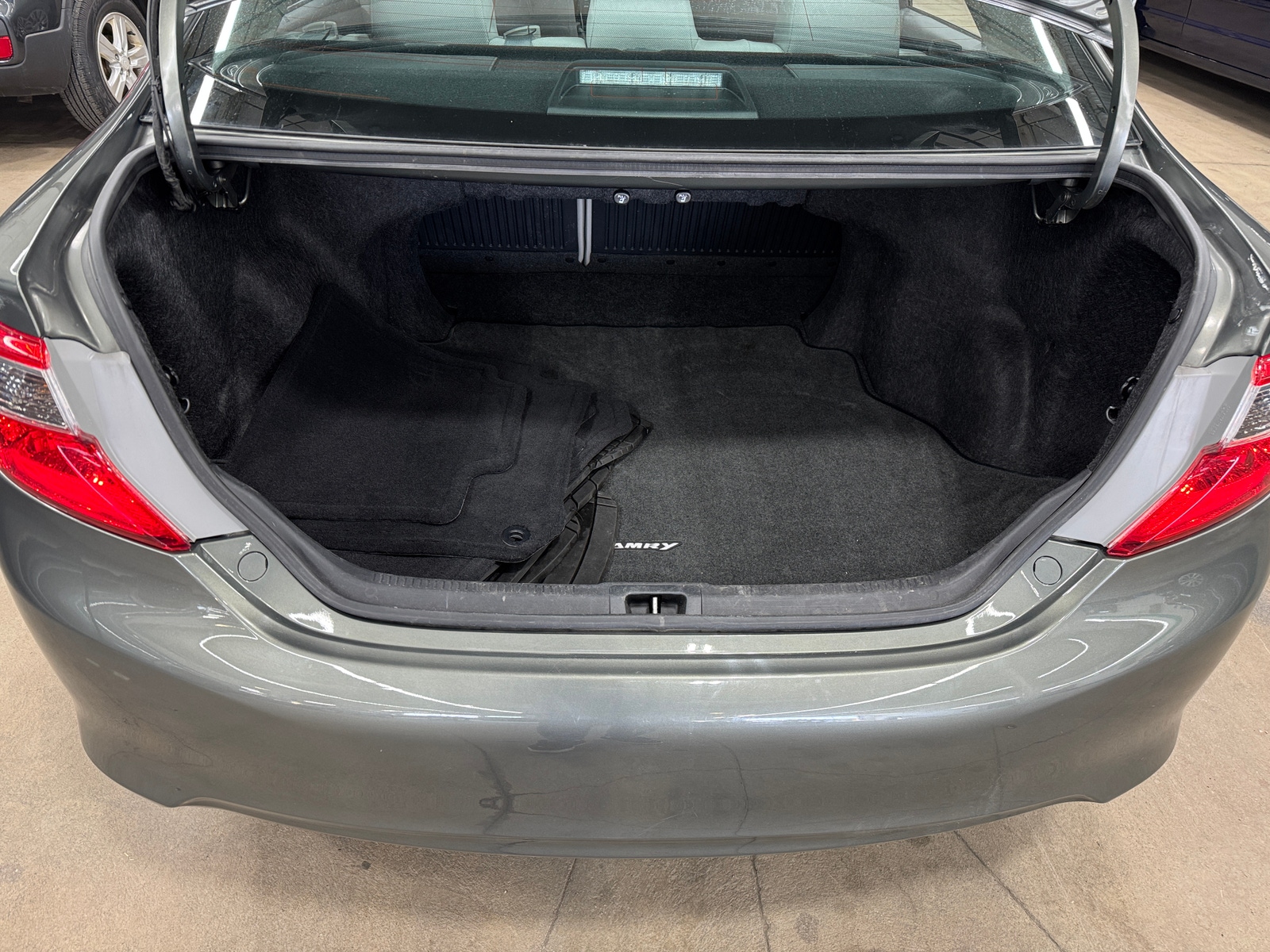 Thumbnail: 2014 Toyota Camry - 7