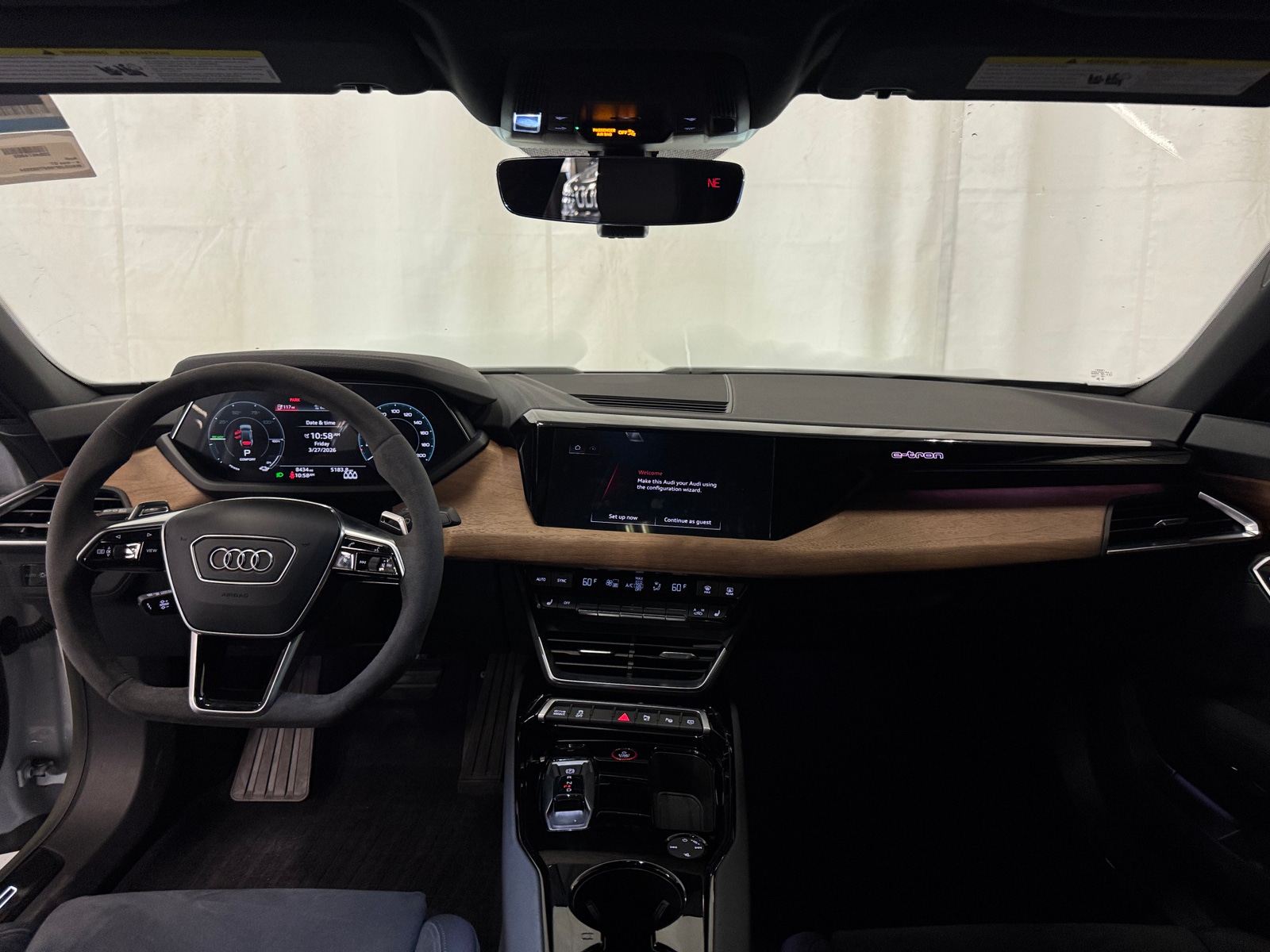 Thumbnail: 2023 Audi e-tron GT - 3