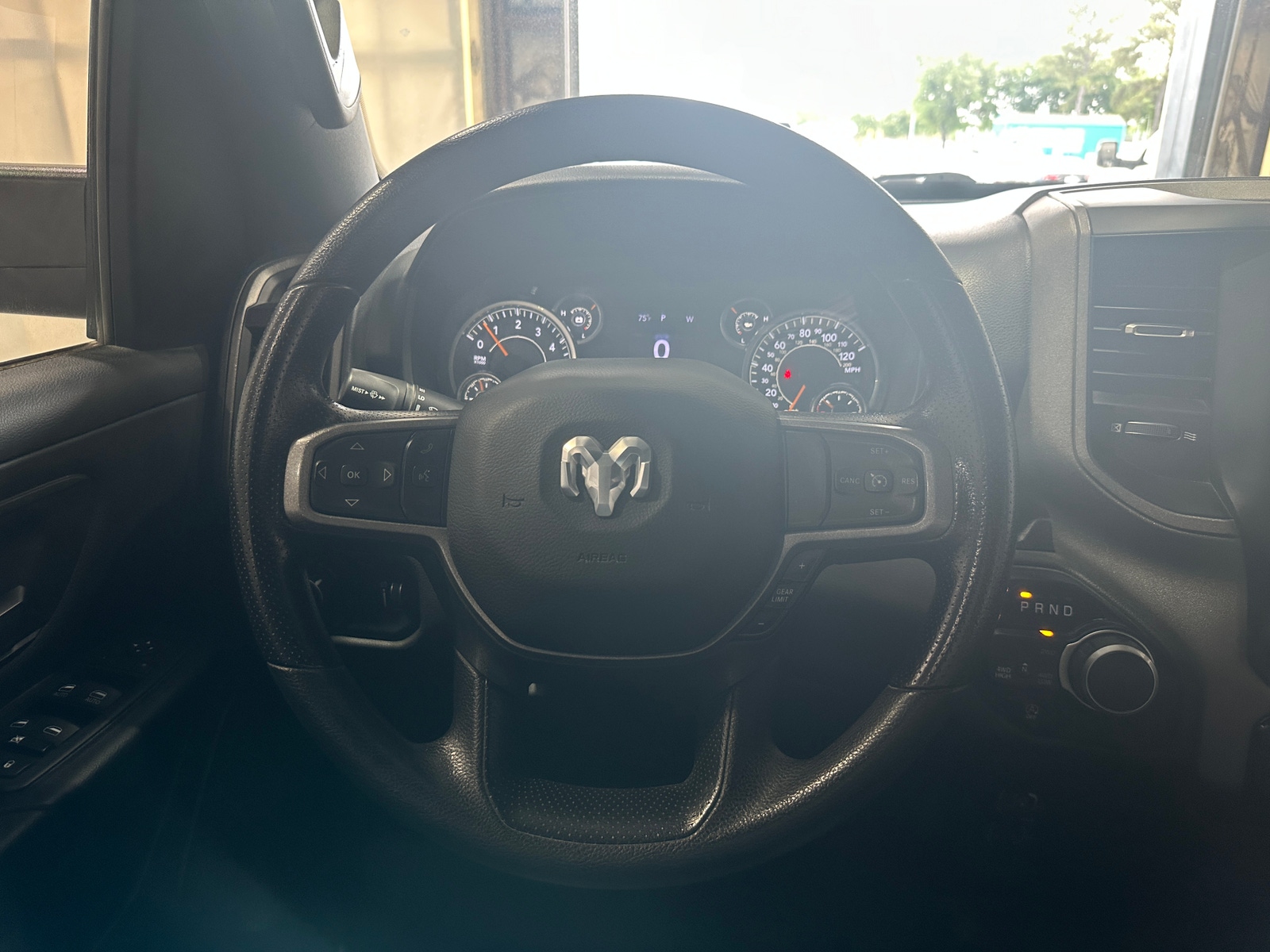 Thumbnail: 2022 RAM 1500 - 4