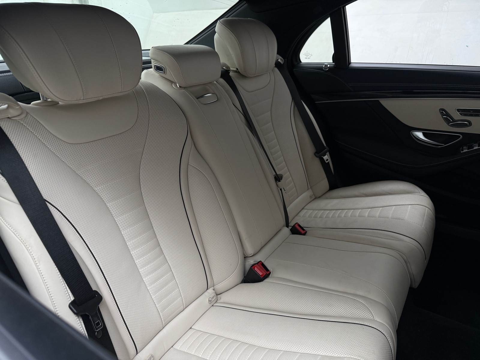 Thumbnail: 2016 Mercedes-Benz S-Class - 5