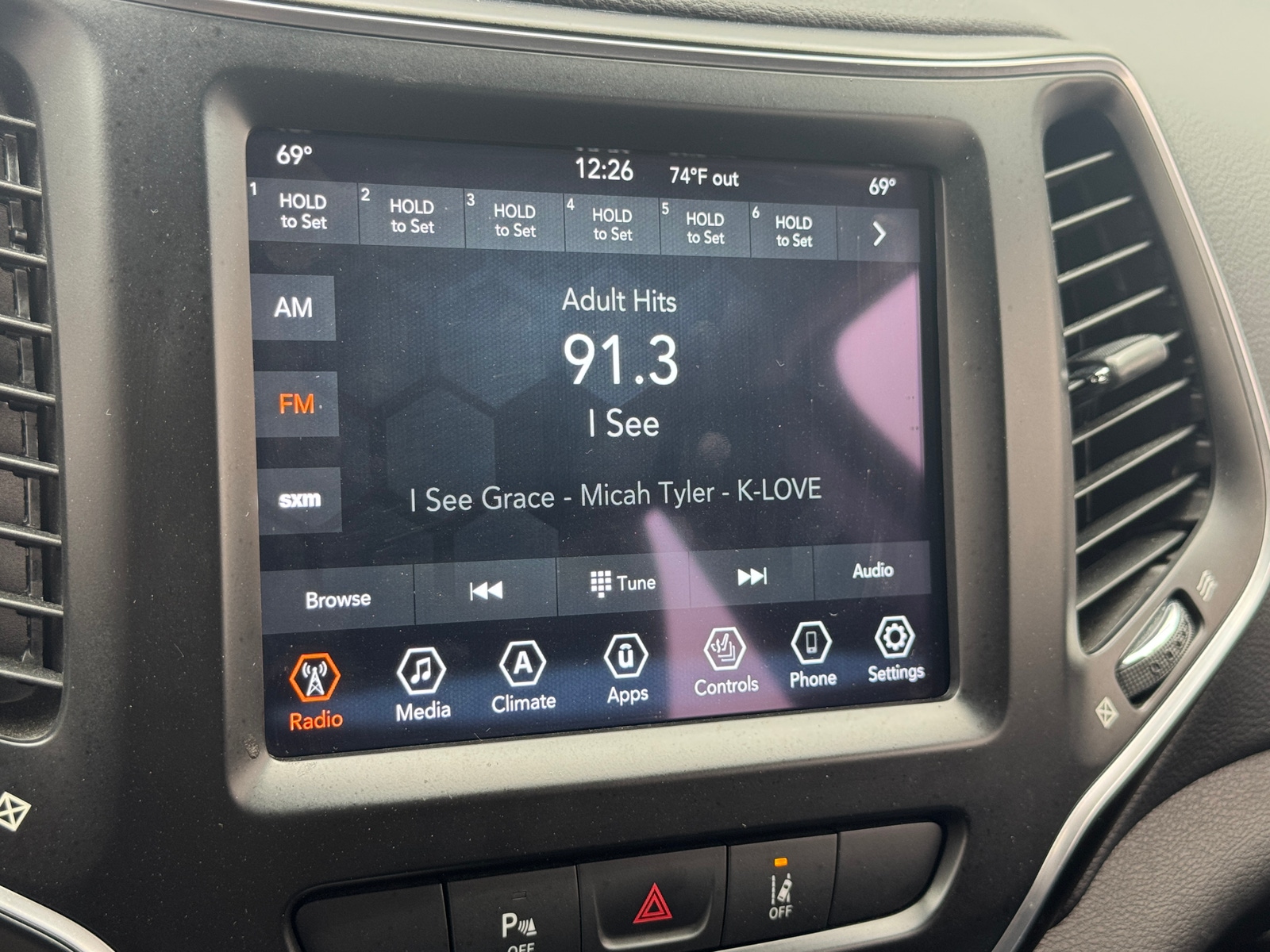 Thumbnail: 2021 Jeep Cherokee - 3