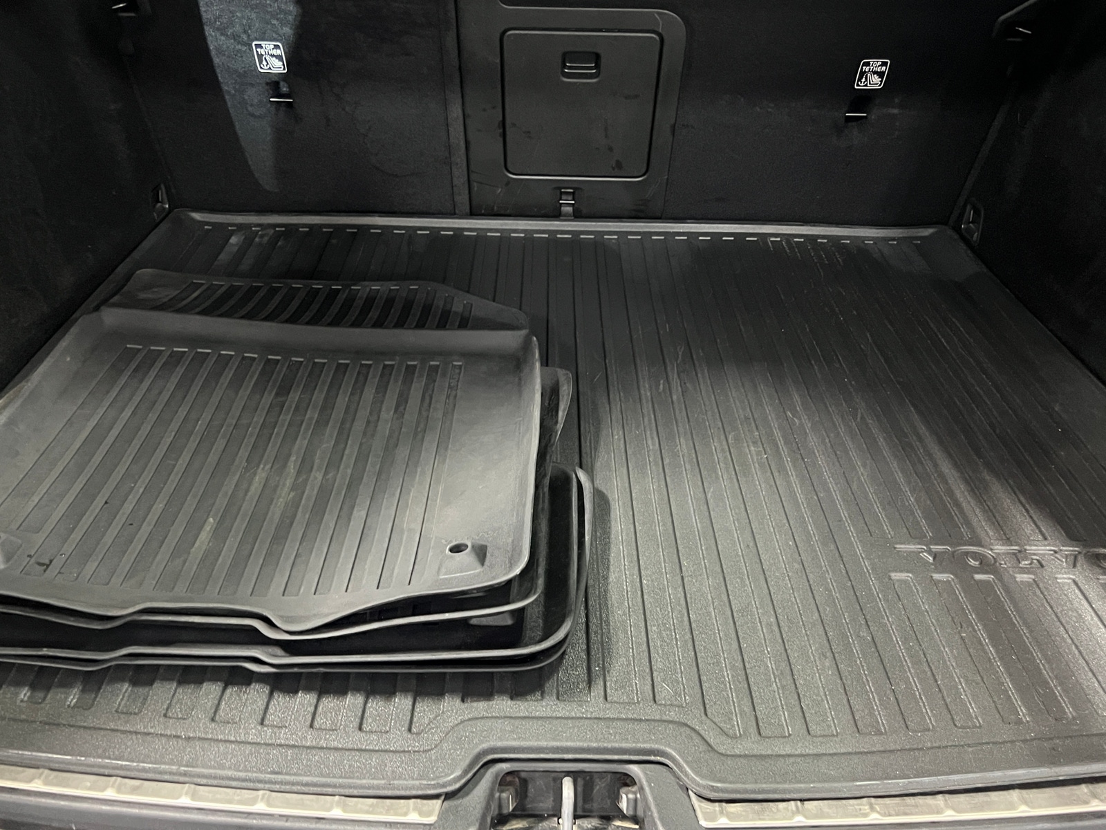 Thumbnail: 2021 Volvo XC60 - 6